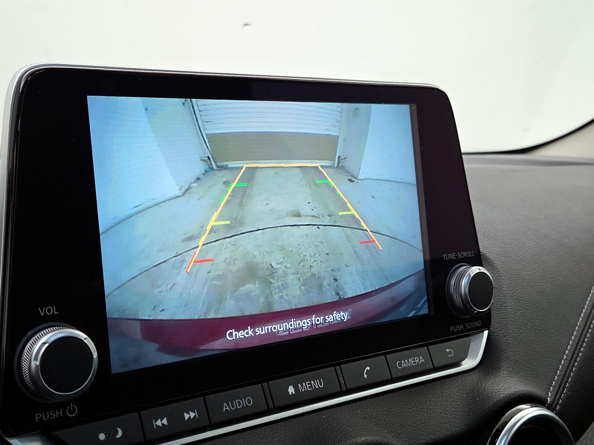 Thumbnail: 2022 Nissan Sentra - 14