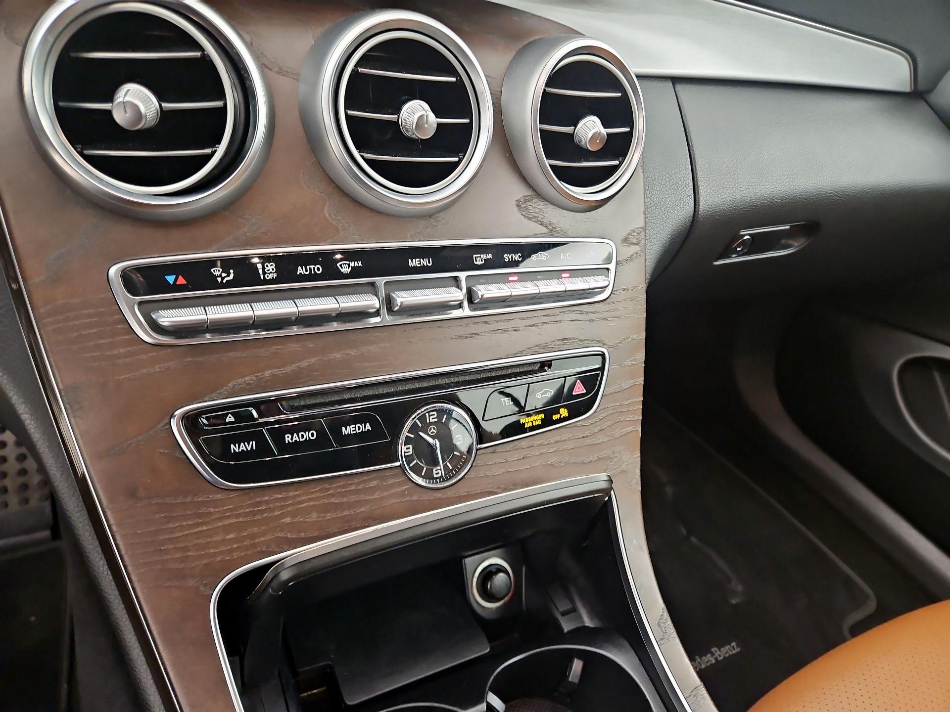 Thumbnail: 2018 Mercedes-Benz C-Class - 16