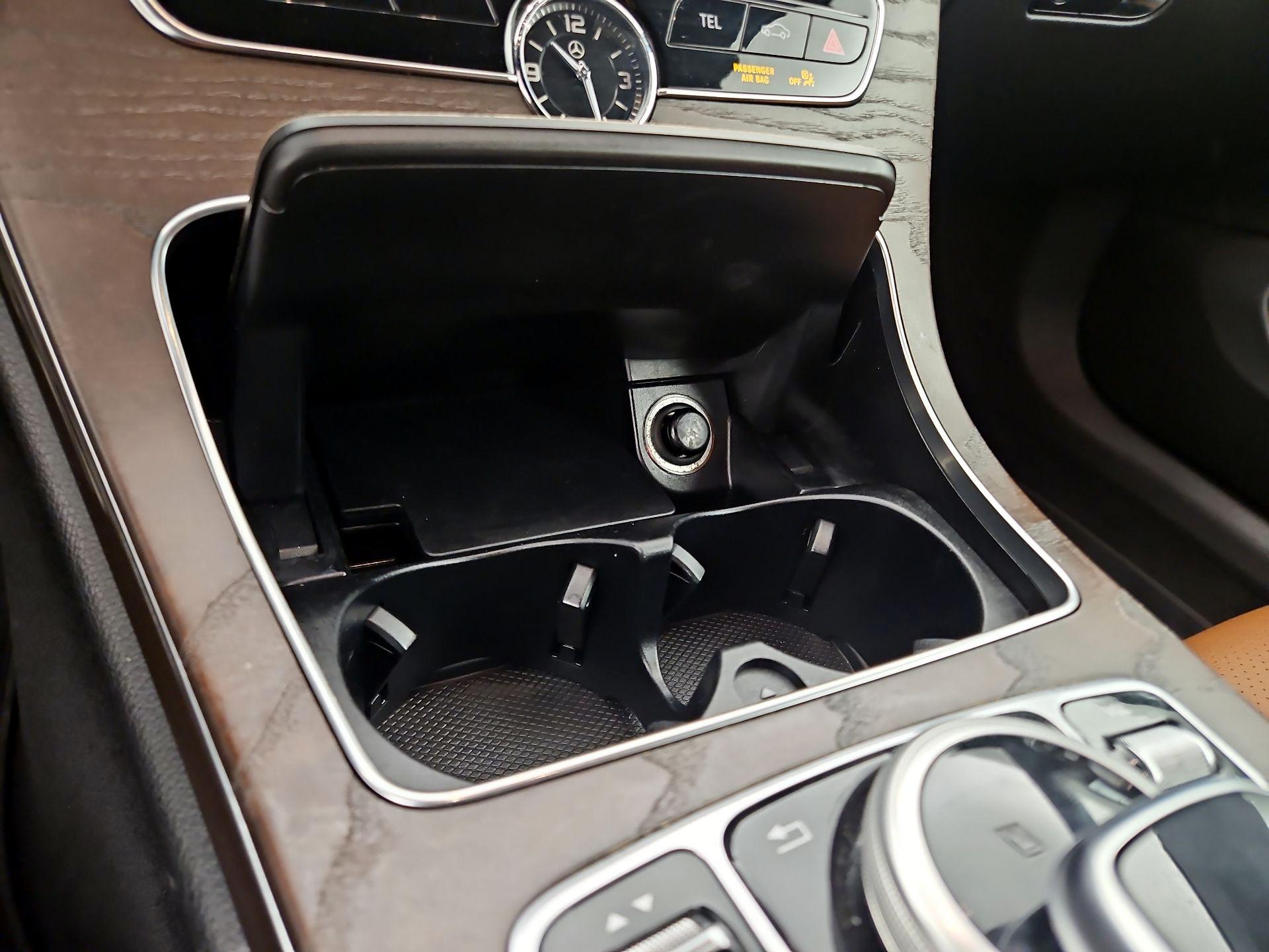 Thumbnail: 2018 Mercedes-Benz C-Class - 18