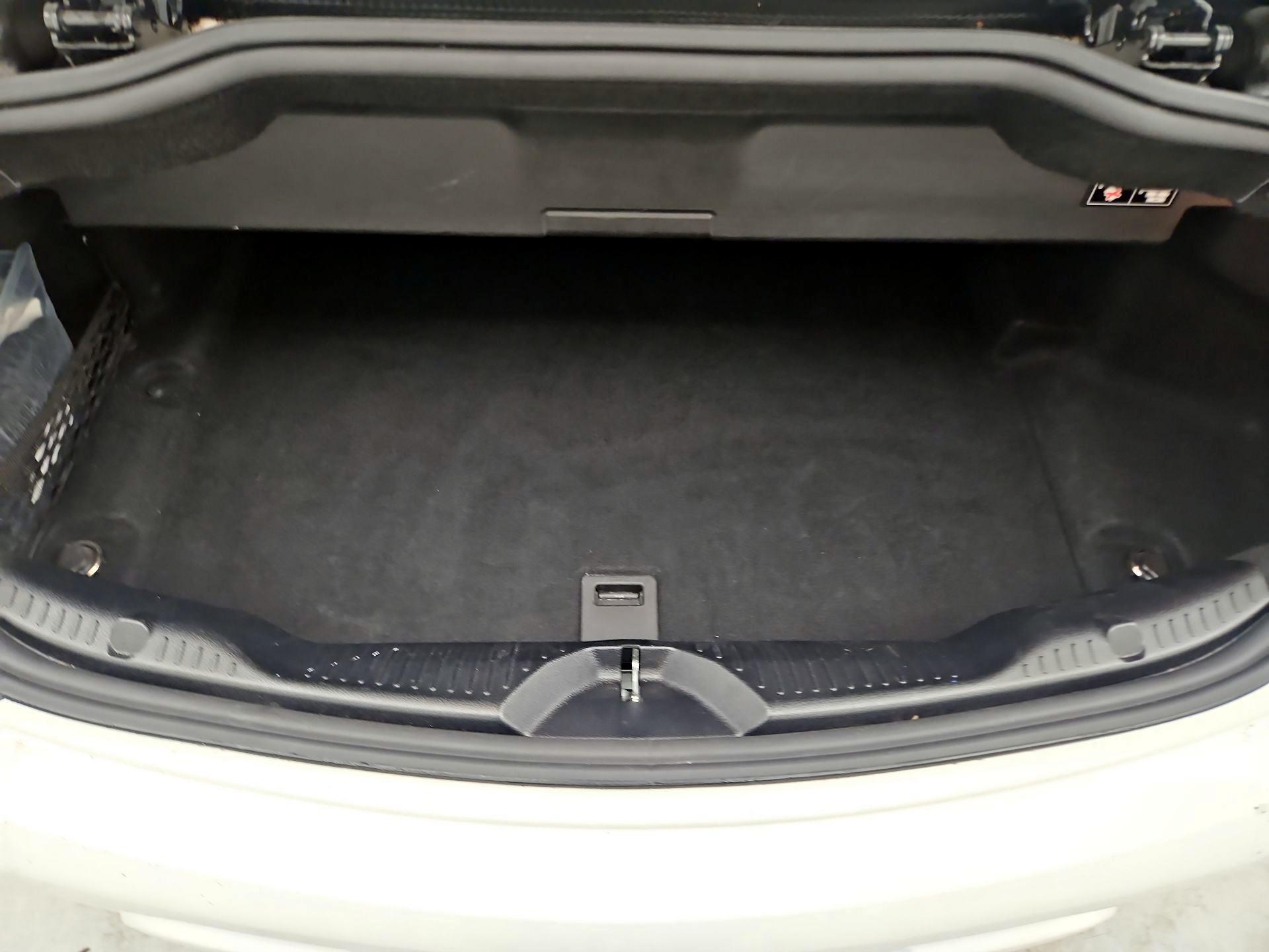 Thumbnail: 2018 Mercedes-Benz C-Class - 20