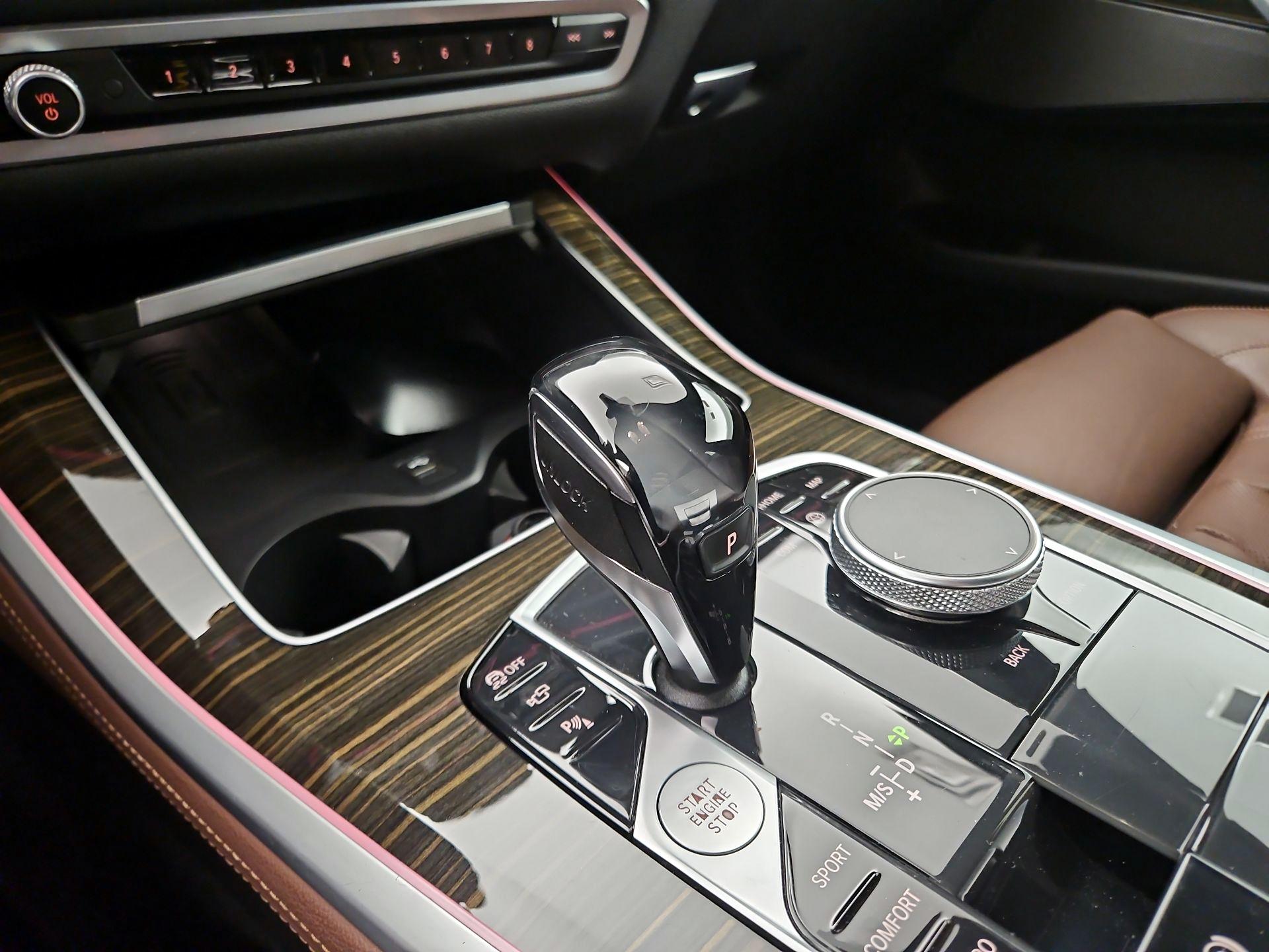 Thumbnail: 2021 BMW X5 - 18