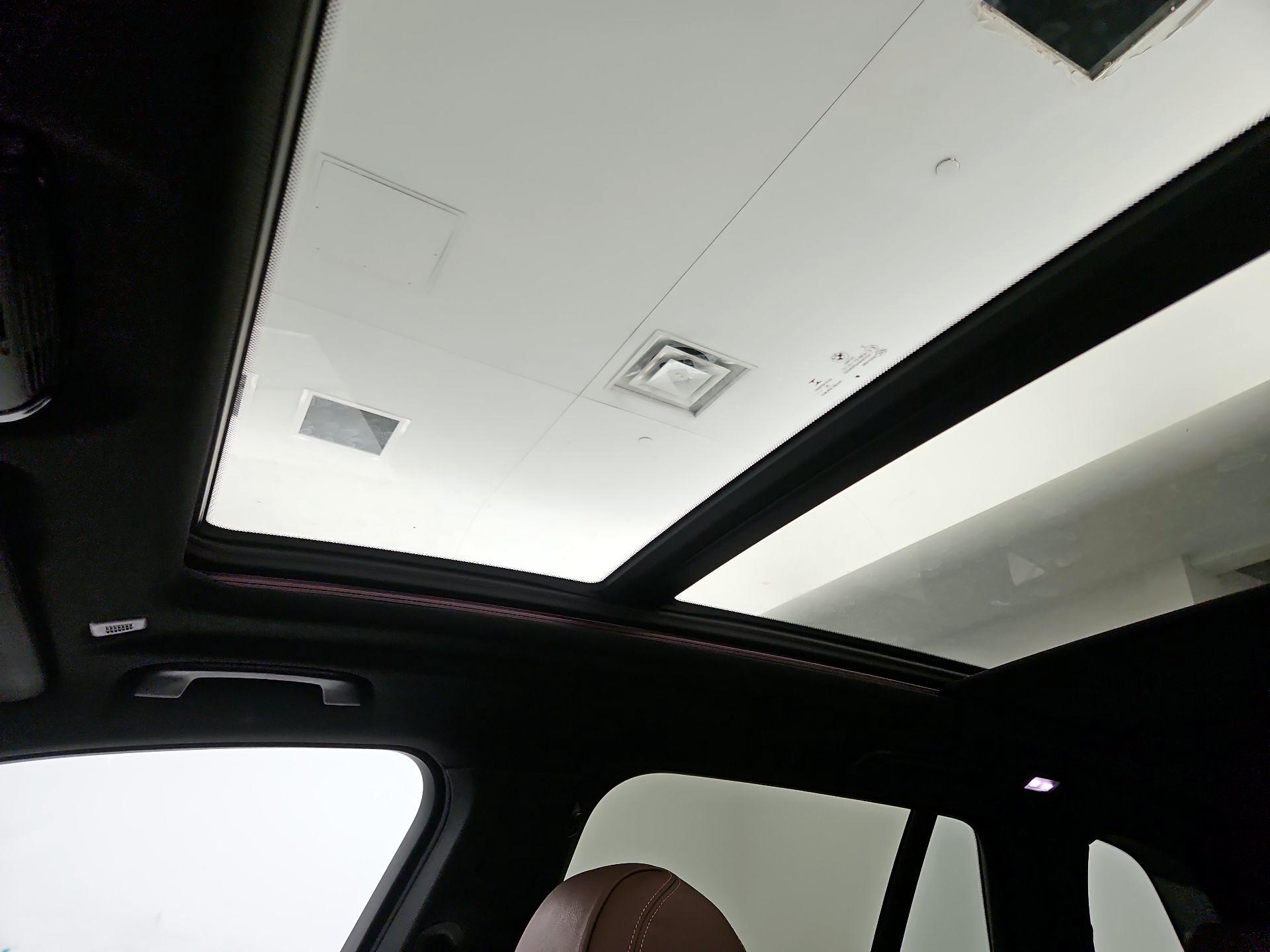 Thumbnail: 2021 BMW X5 - 20