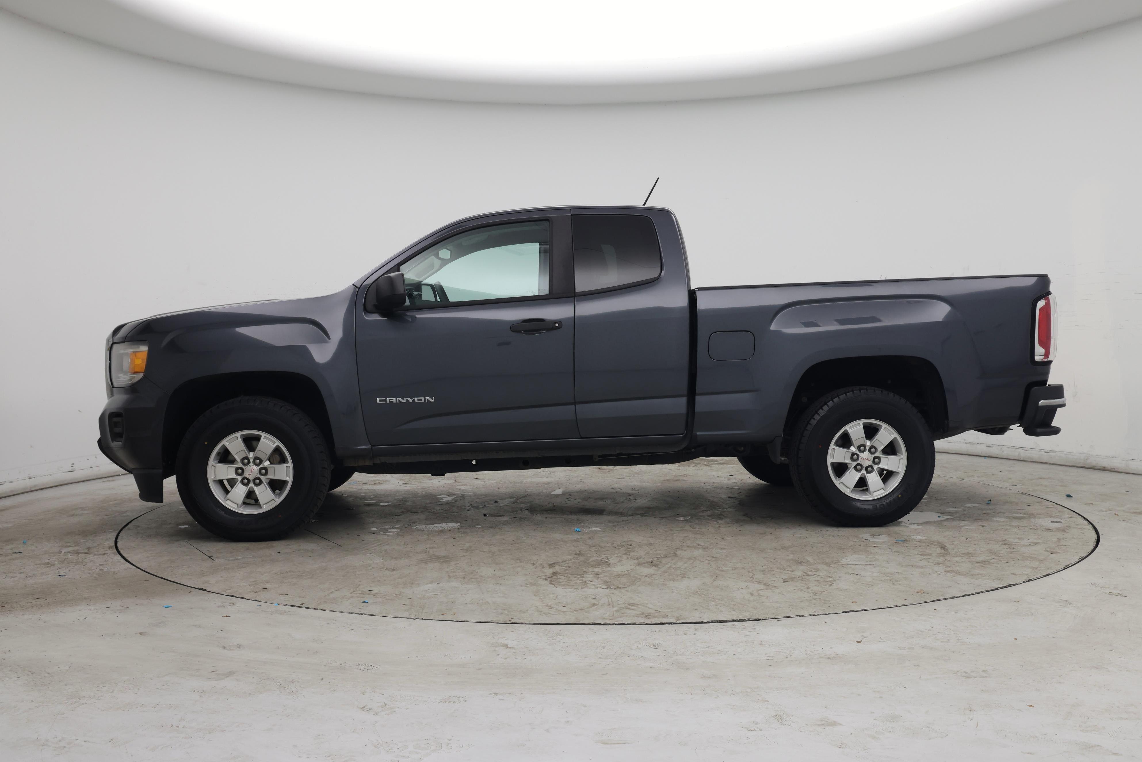 Thumbnail: 2016 GMC Canyon - 3