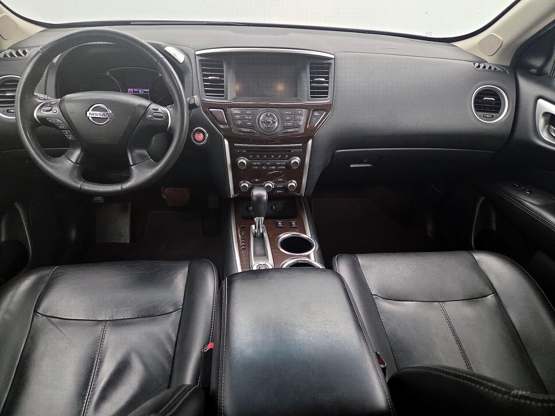 Thumbnail: 2015 Nissan Pathfinder - 9