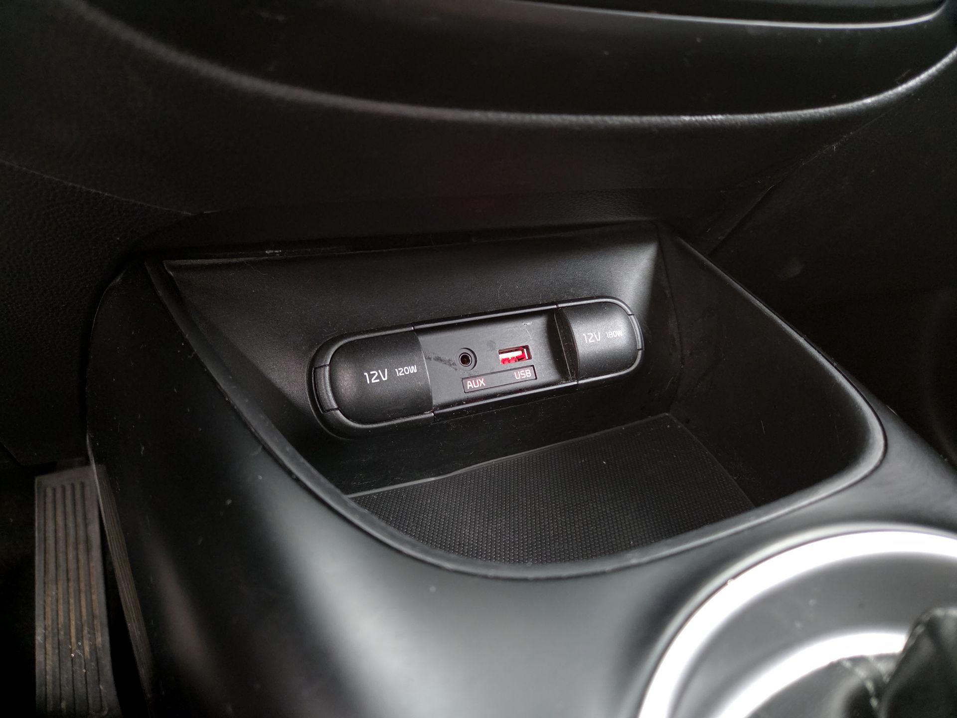 Thumbnail: 2018 Kia Soul - 18