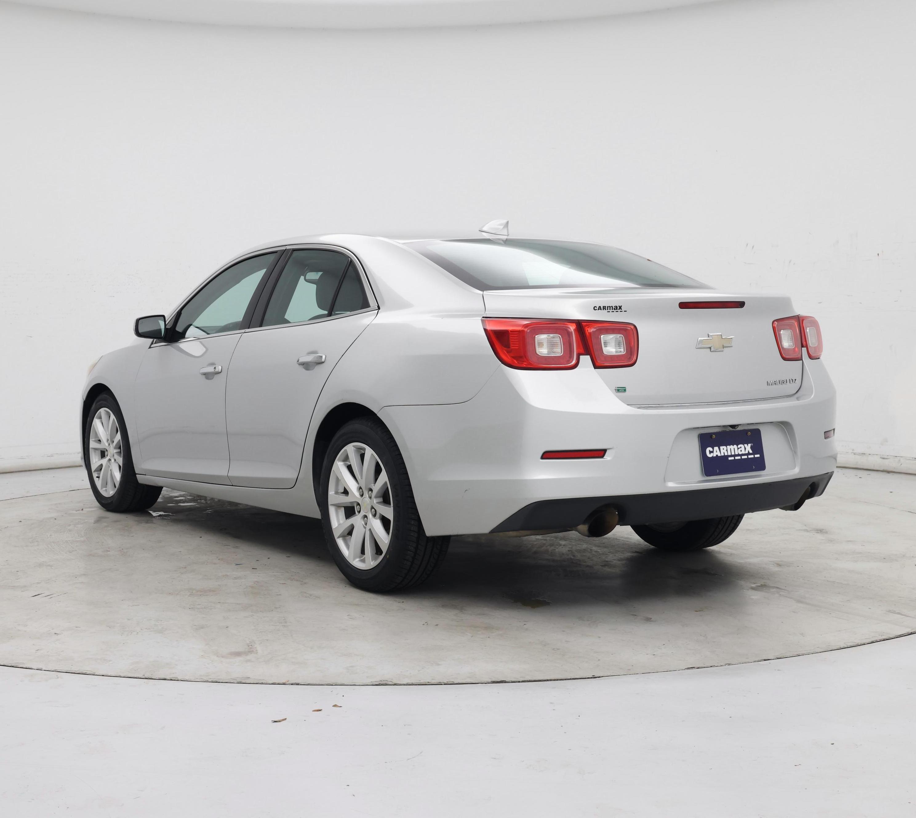 Thumbnail: 2016 Chevrolet Malibu - 2