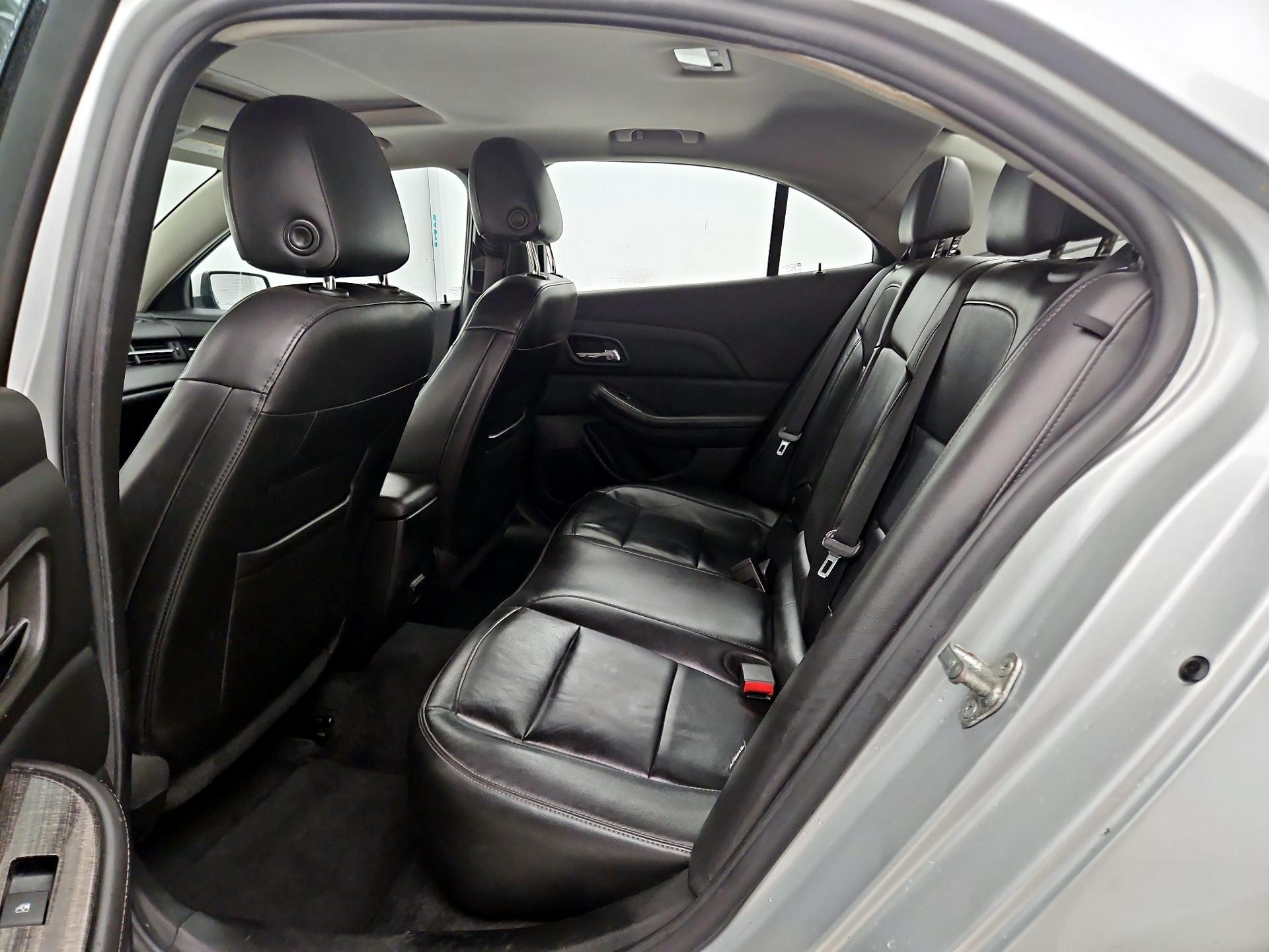 Thumbnail: 2016 Chevrolet Malibu - 20