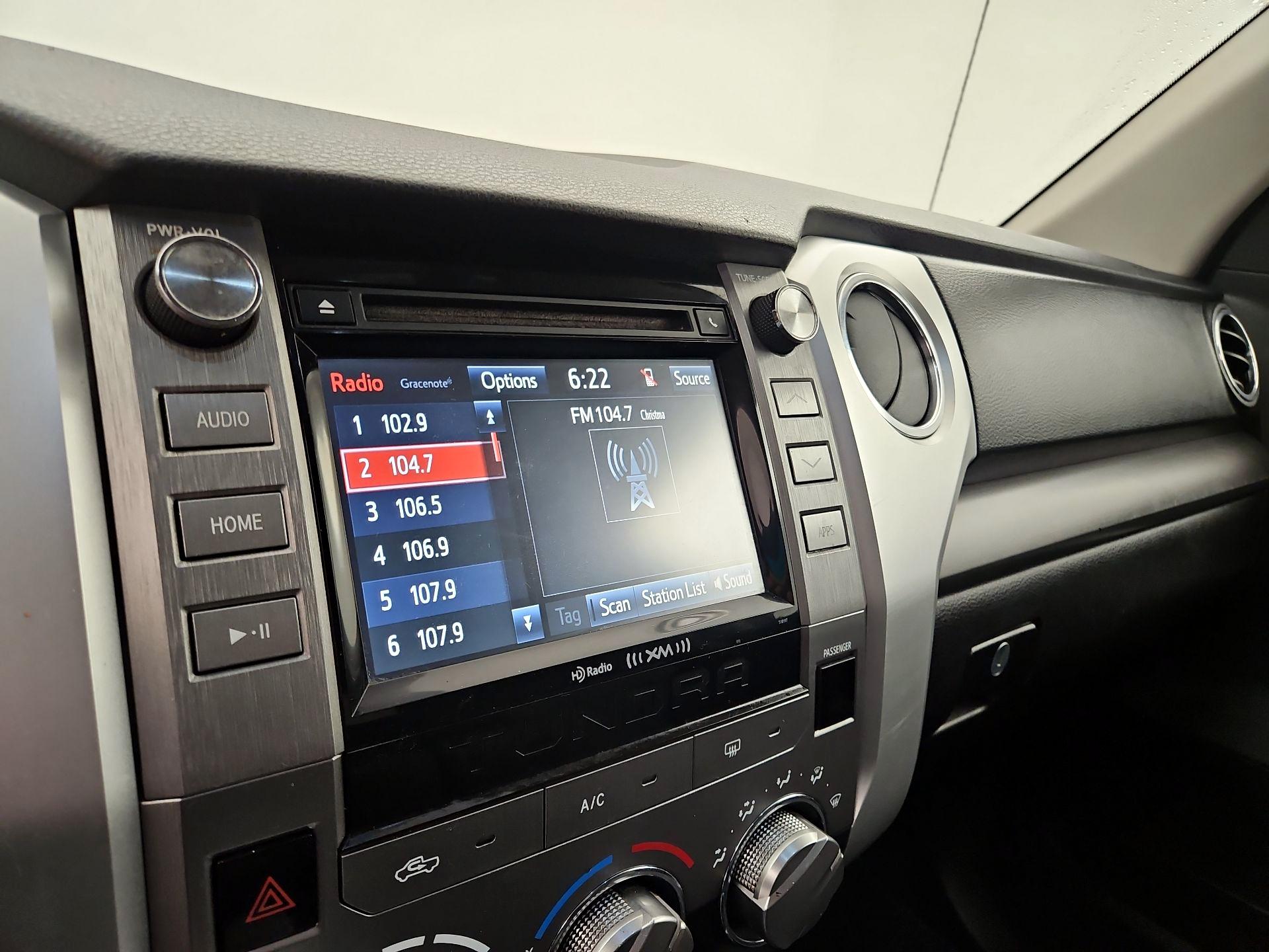 Thumbnail: 2016 Toyota Tundra - 15