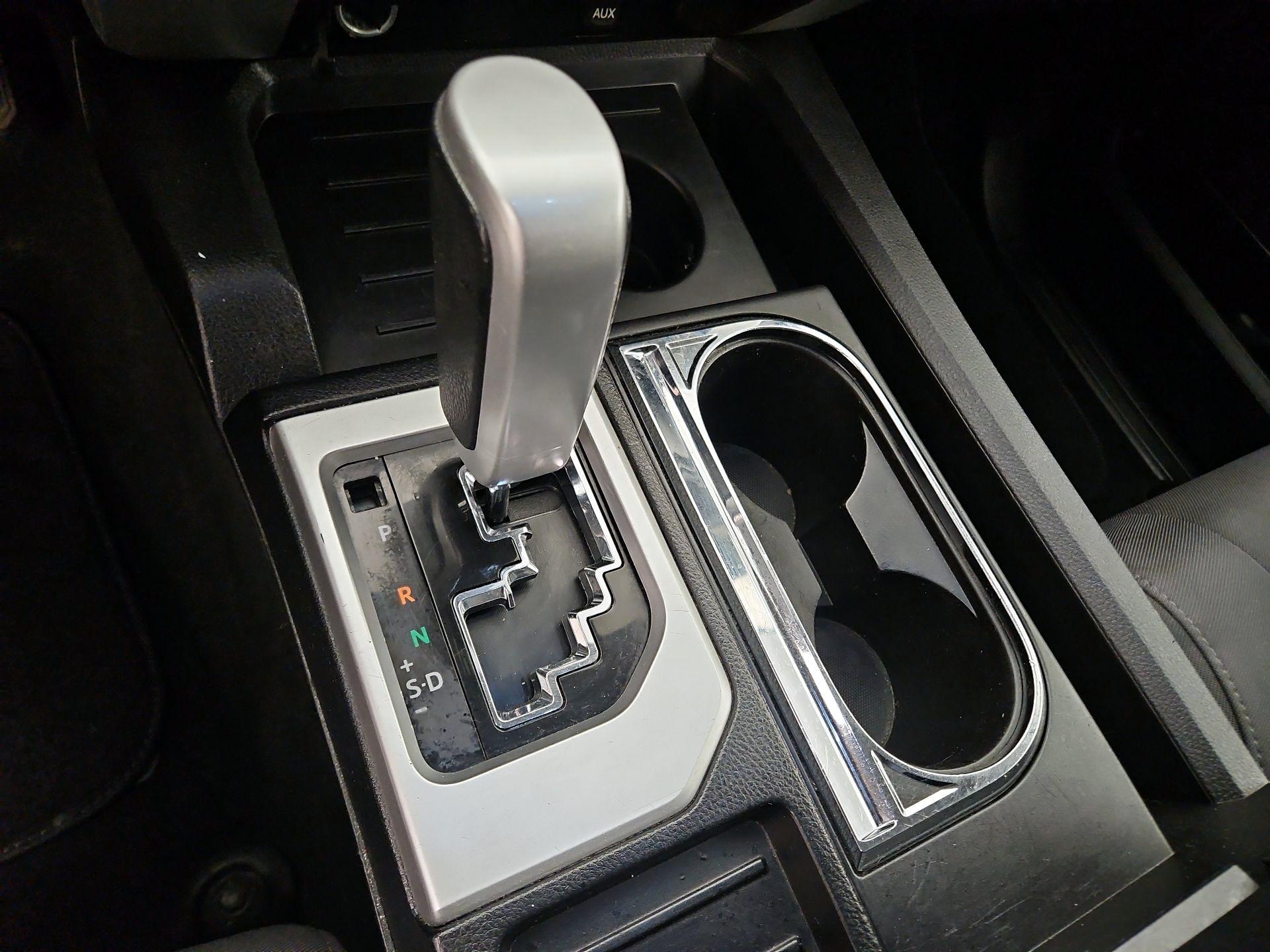 Thumbnail: 2016 Toyota Tundra - 17