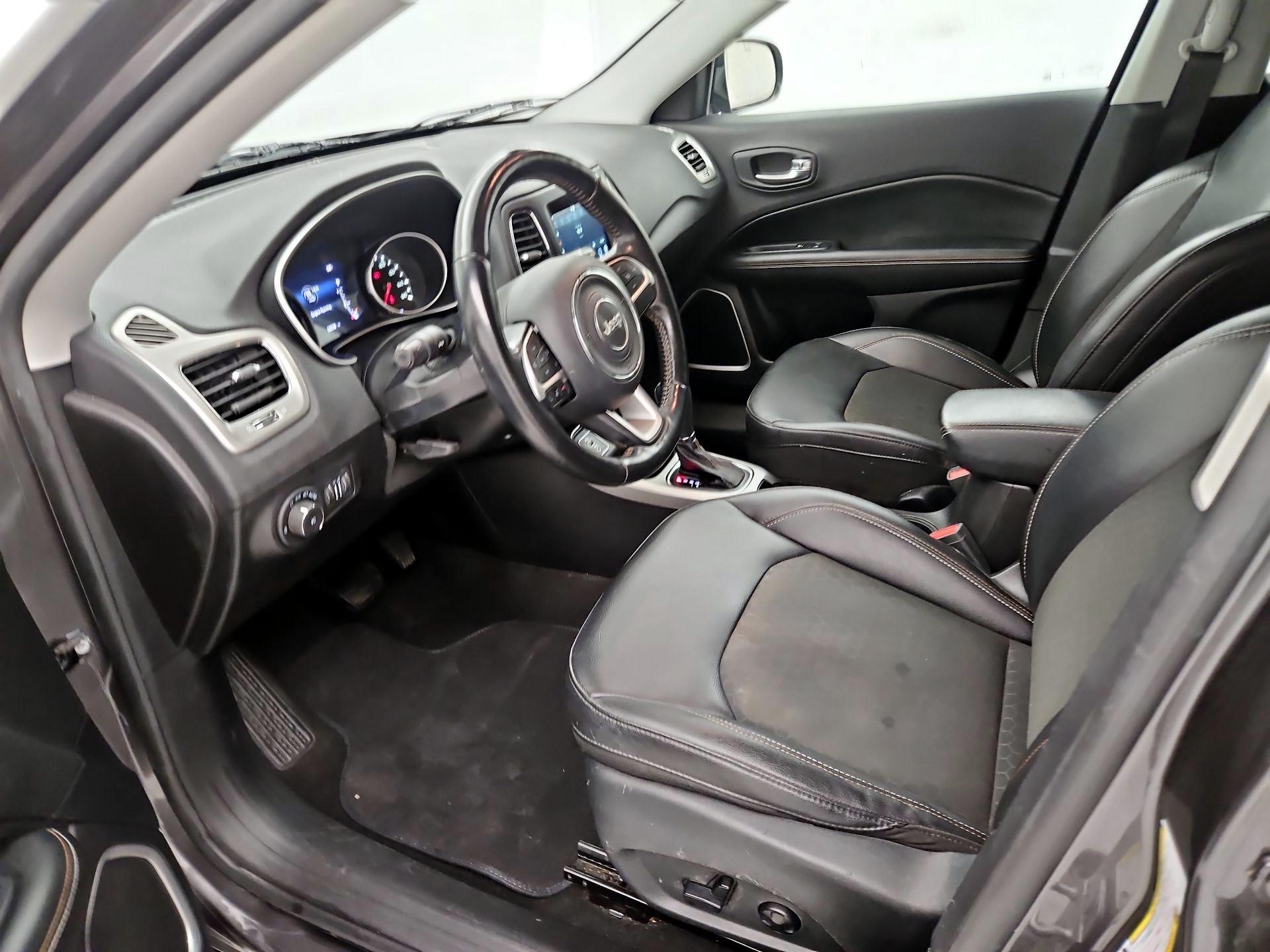 Thumbnail: 2021 Jeep Compass - 11