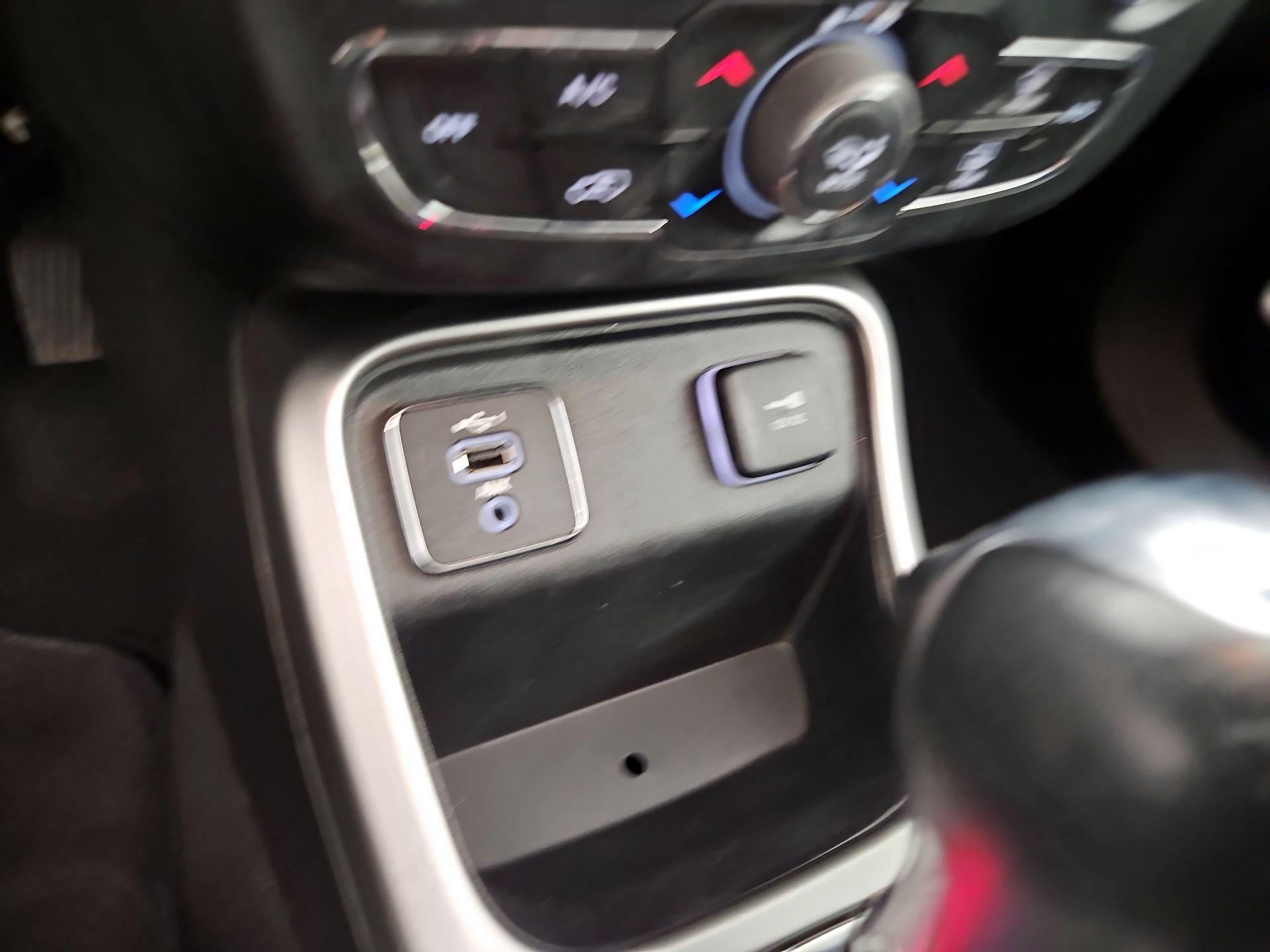 Thumbnail: 2021 Jeep Compass - 18