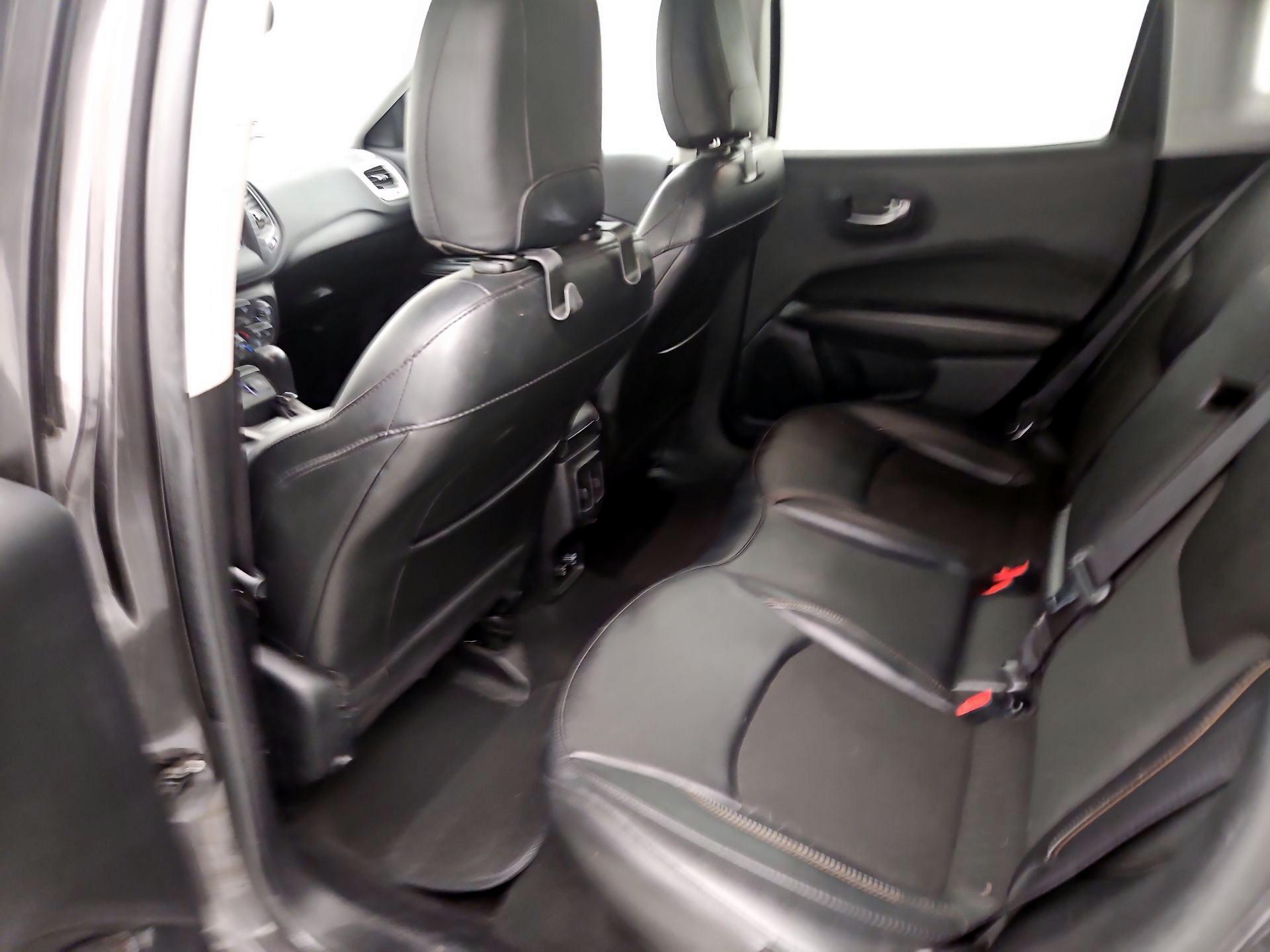 Thumbnail: 2021 Jeep Compass - 19