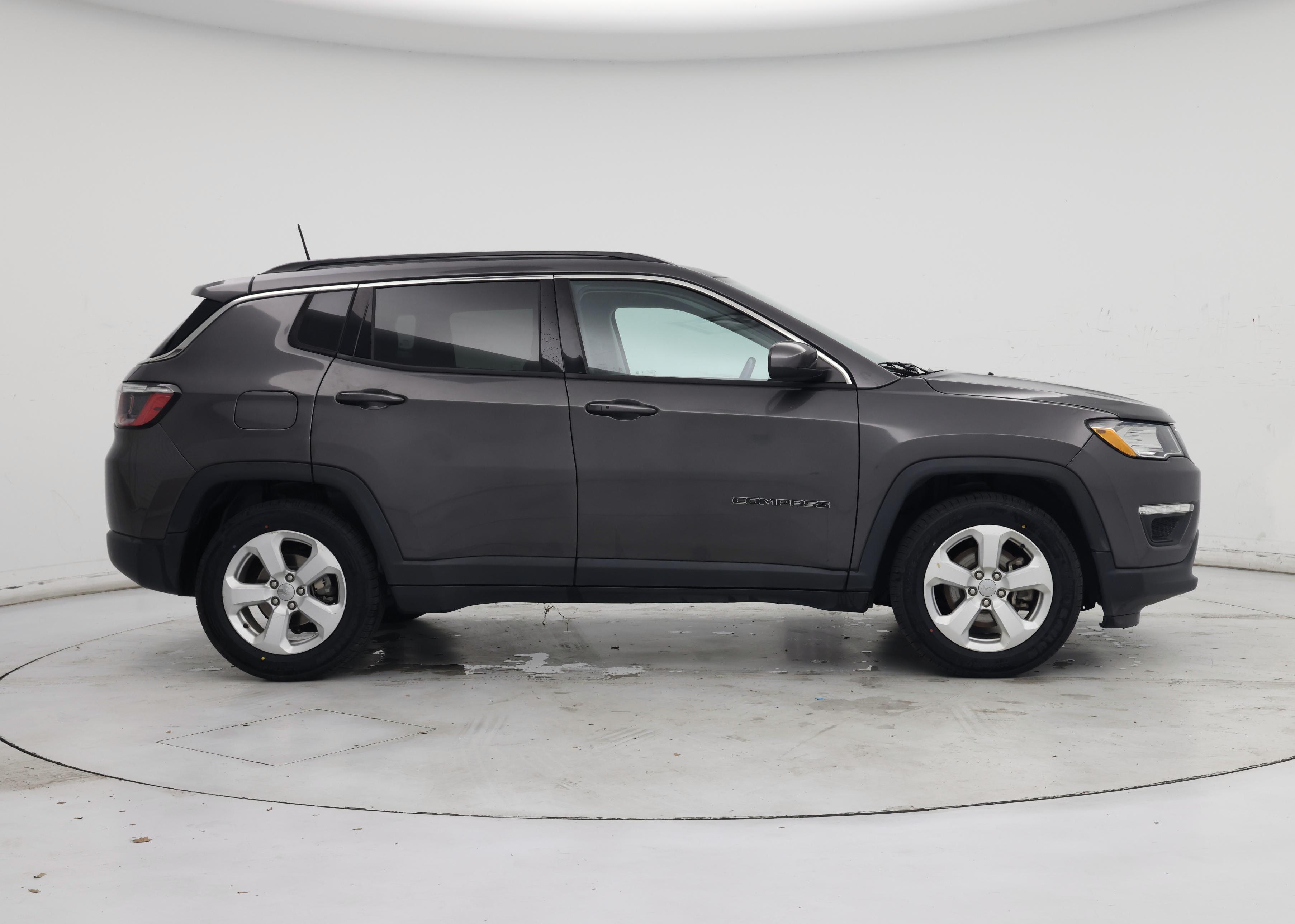 Thumbnail: 2021 Jeep Compass - 7