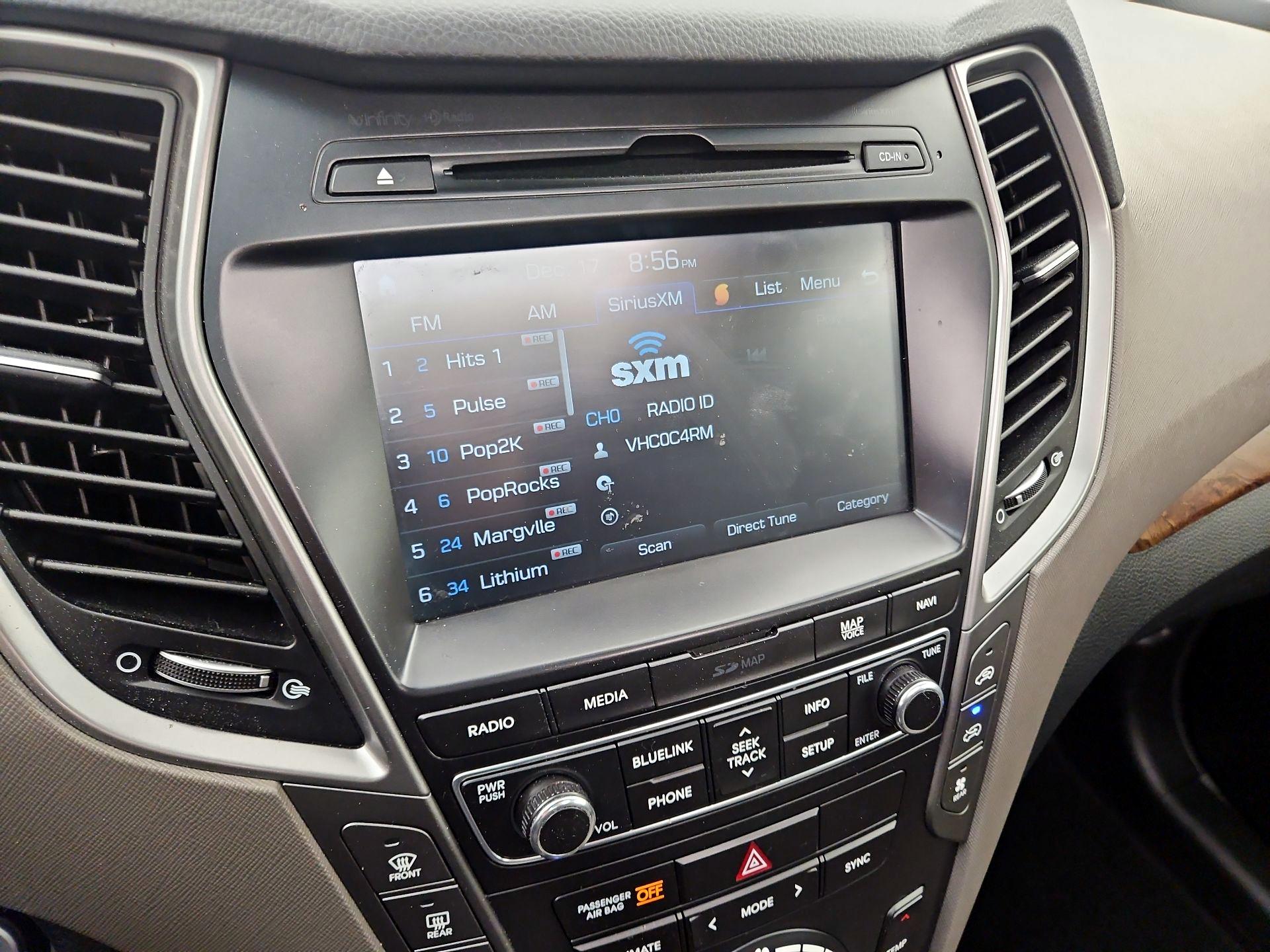 Thumbnail: 2017 Hyundai Santa Fe - 16