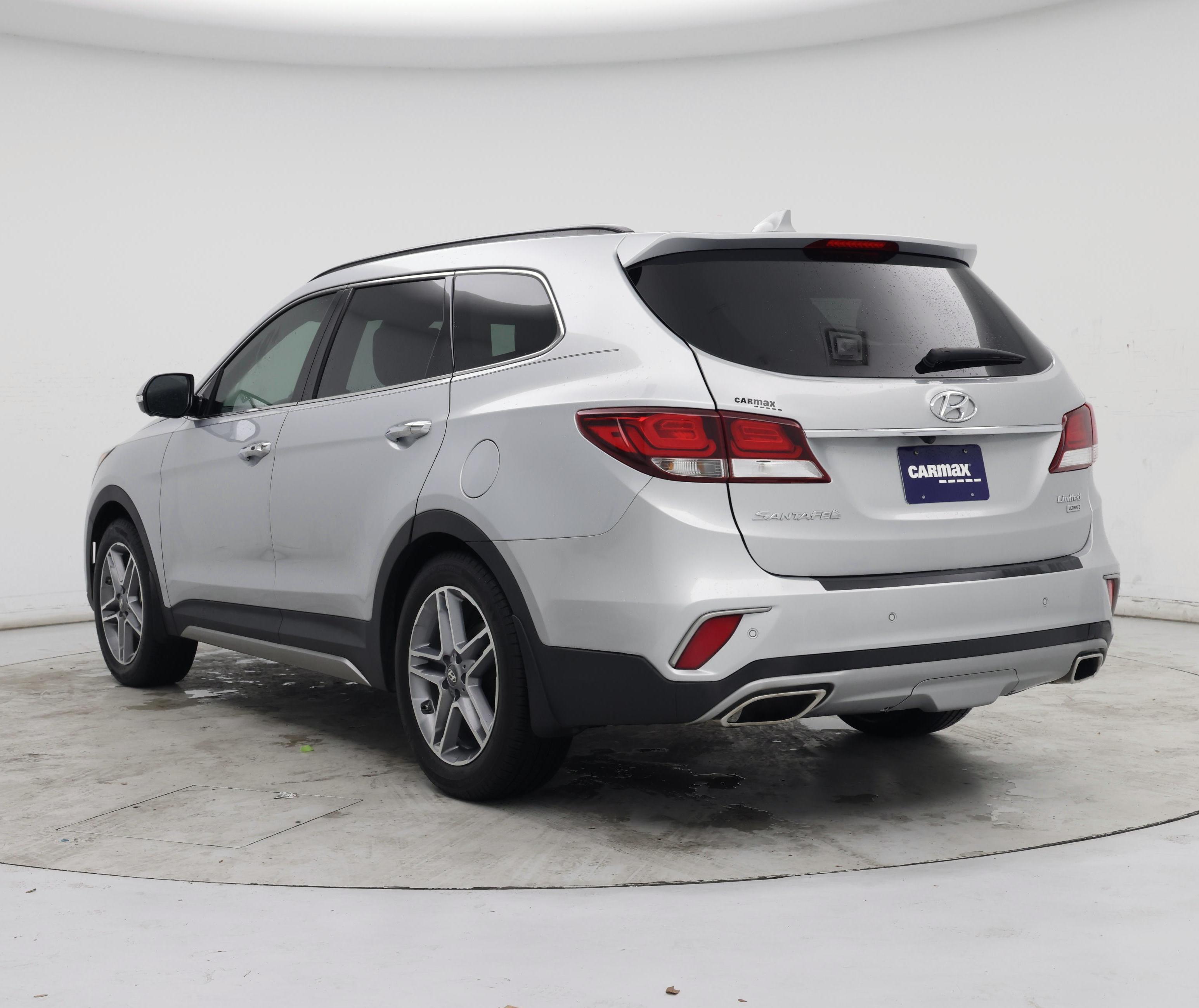 Thumbnail: 2017 Hyundai Santa Fe - 2