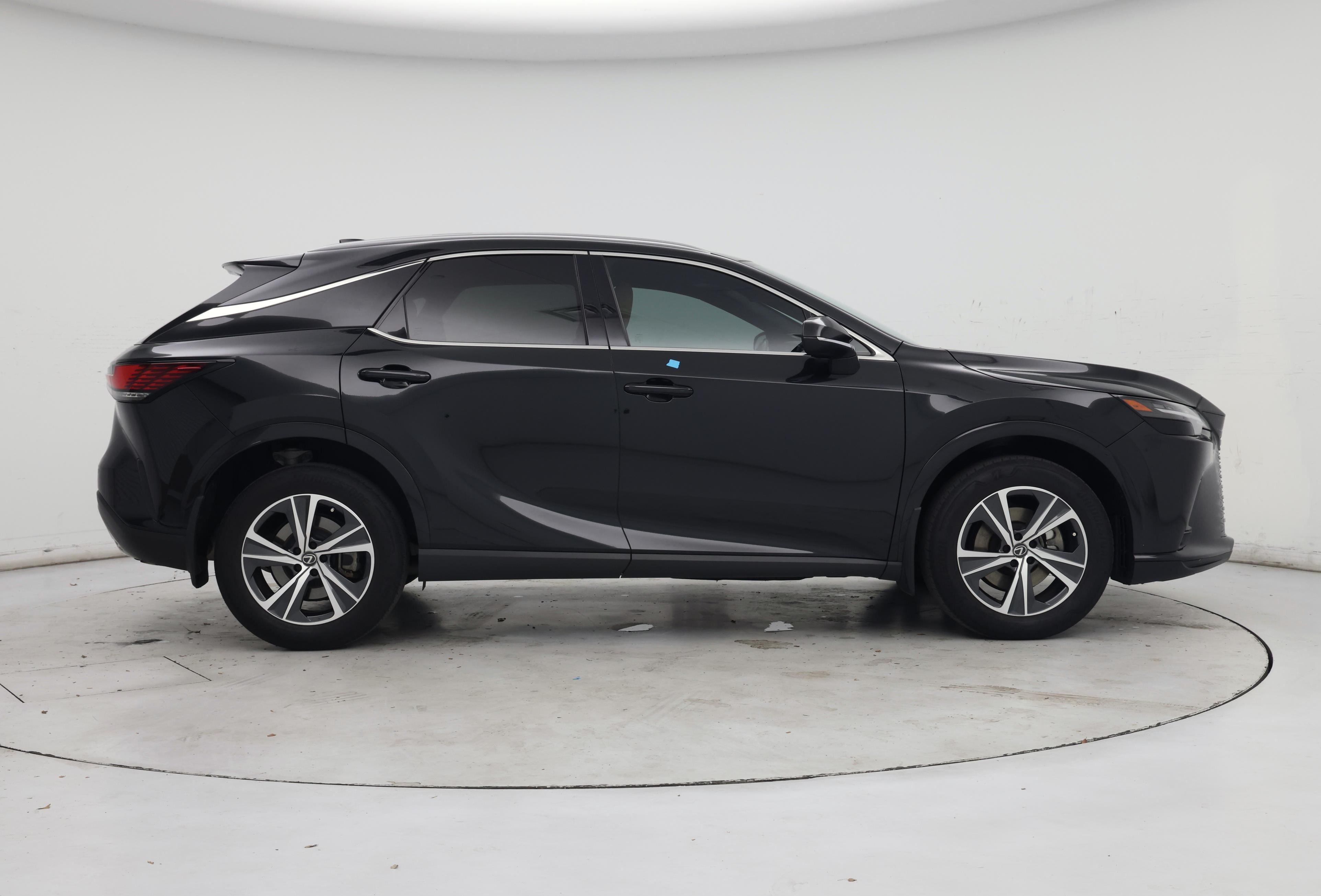 Thumbnail: 2024 Lexus RX - 7