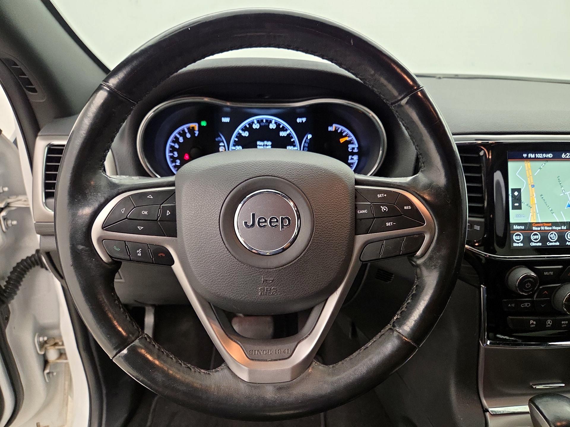 Thumbnail: 2020 Jeep Grand Cherokee - 10