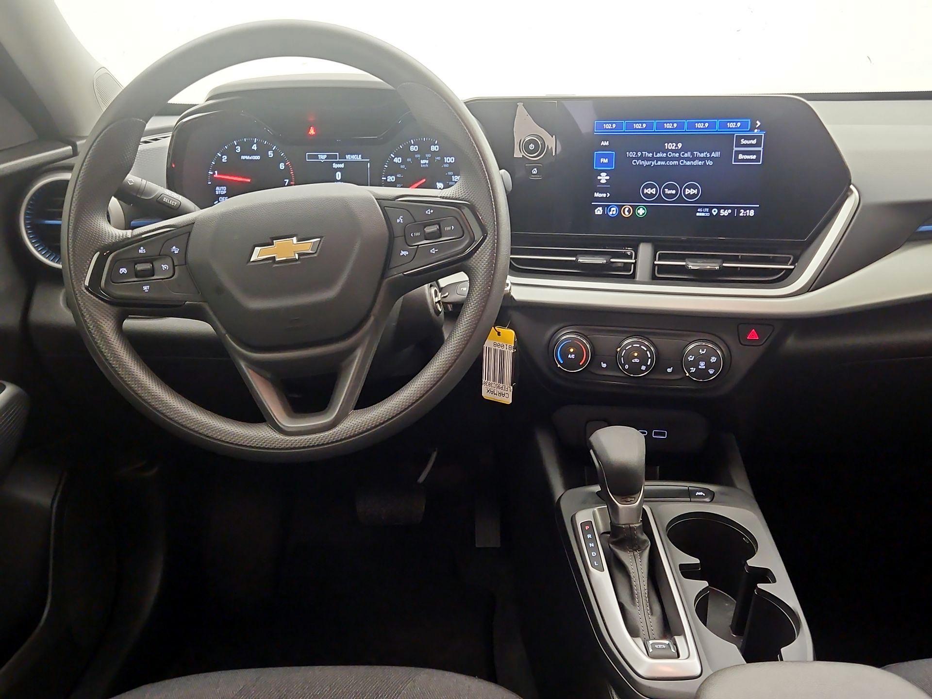 Thumbnail: 2025 Chevrolet Trax - 10