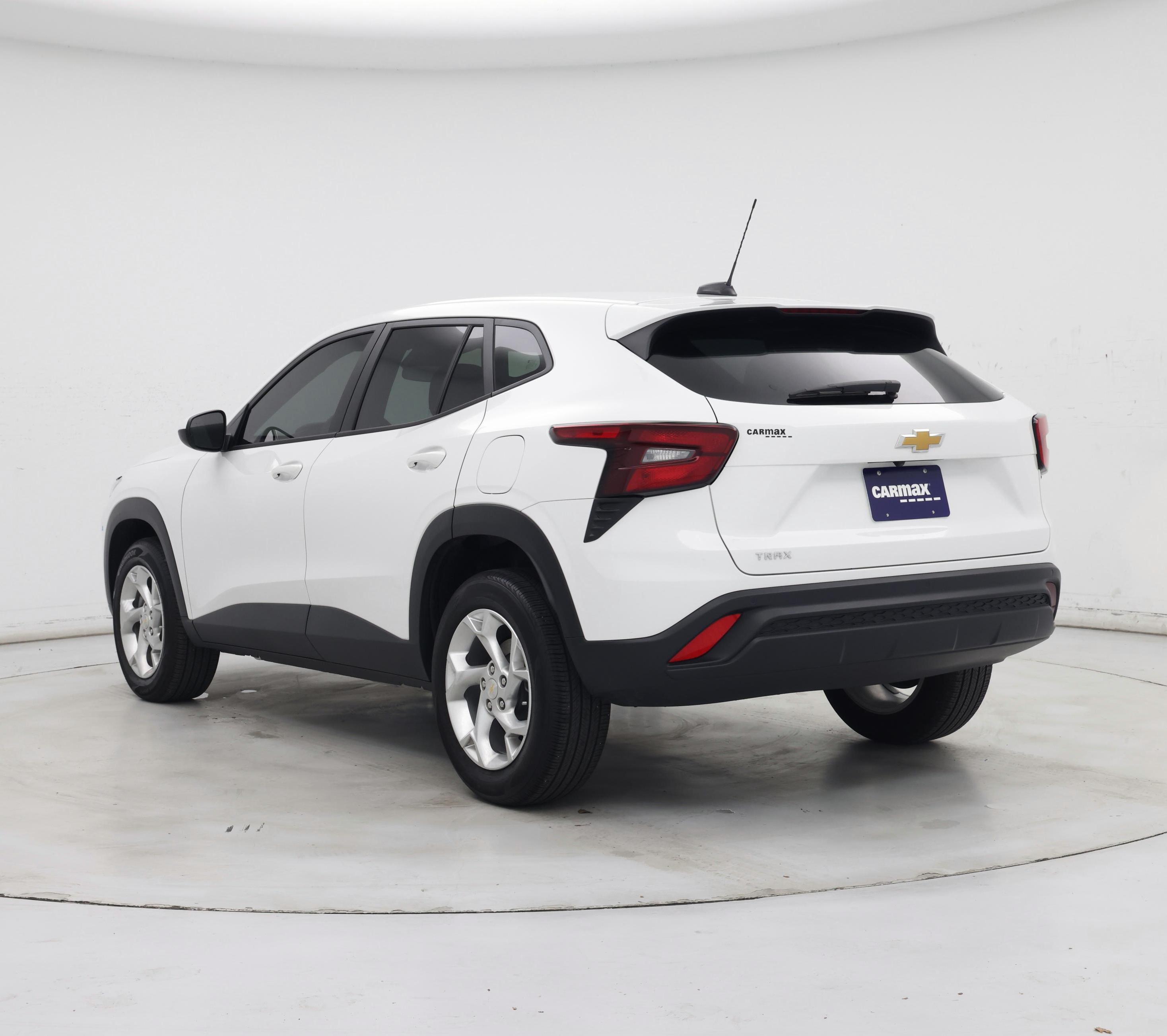 Thumbnail: 2025 Chevrolet Trax - 2