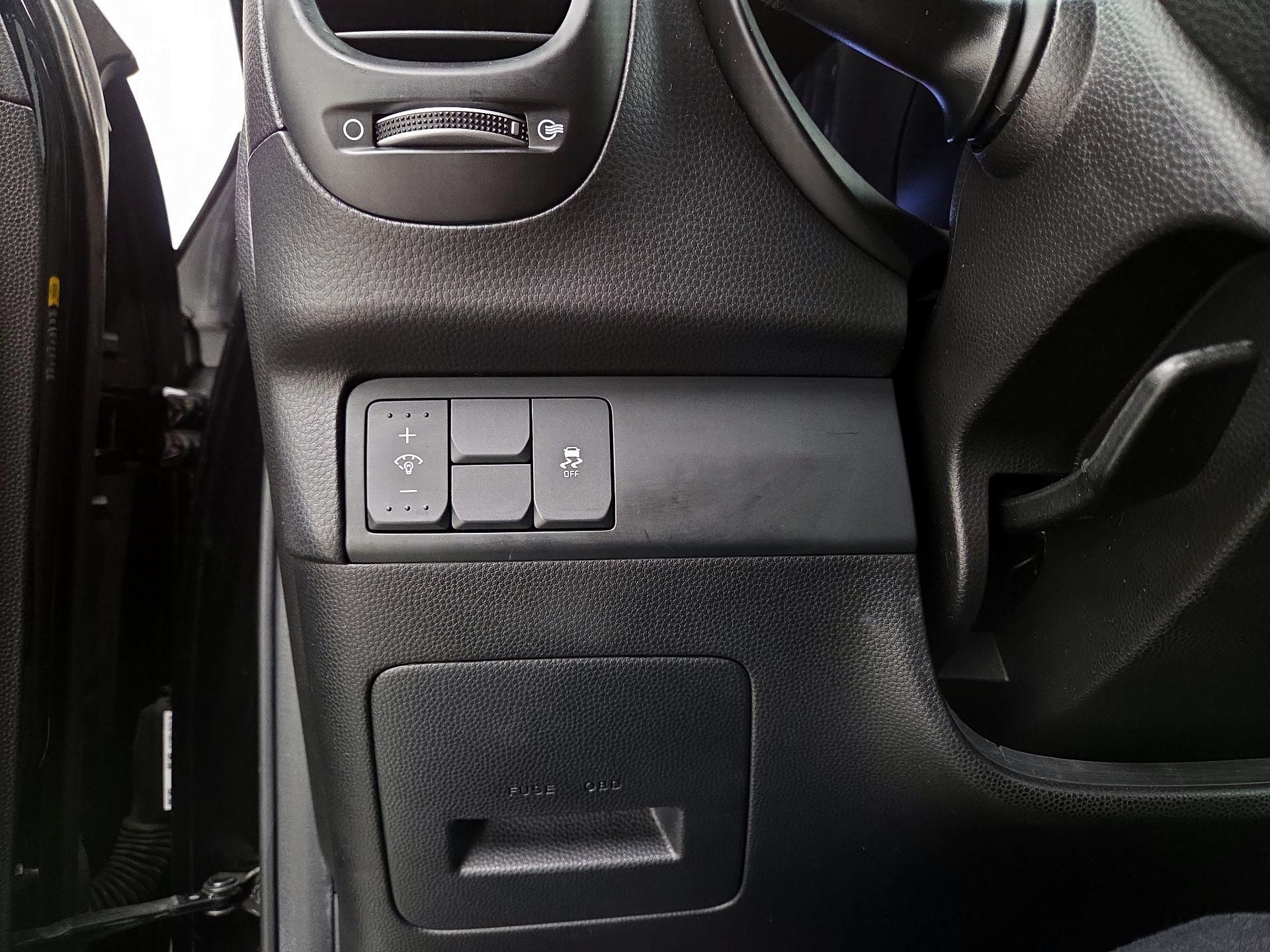 Thumbnail: 2018 Kia Soul - 13