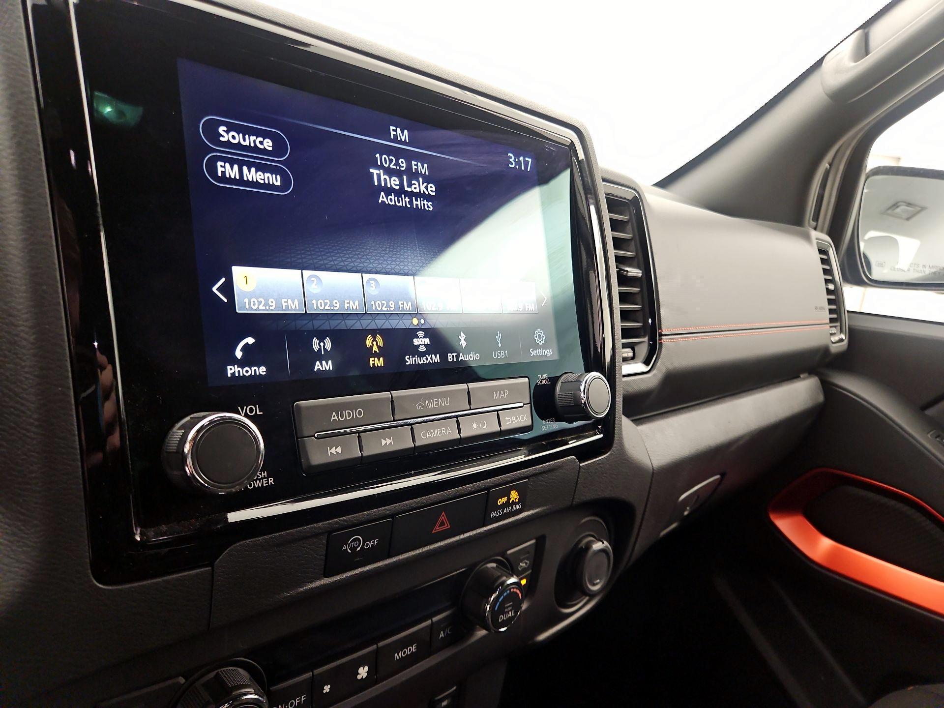 Thumbnail: 2024 Nissan Frontier - 15