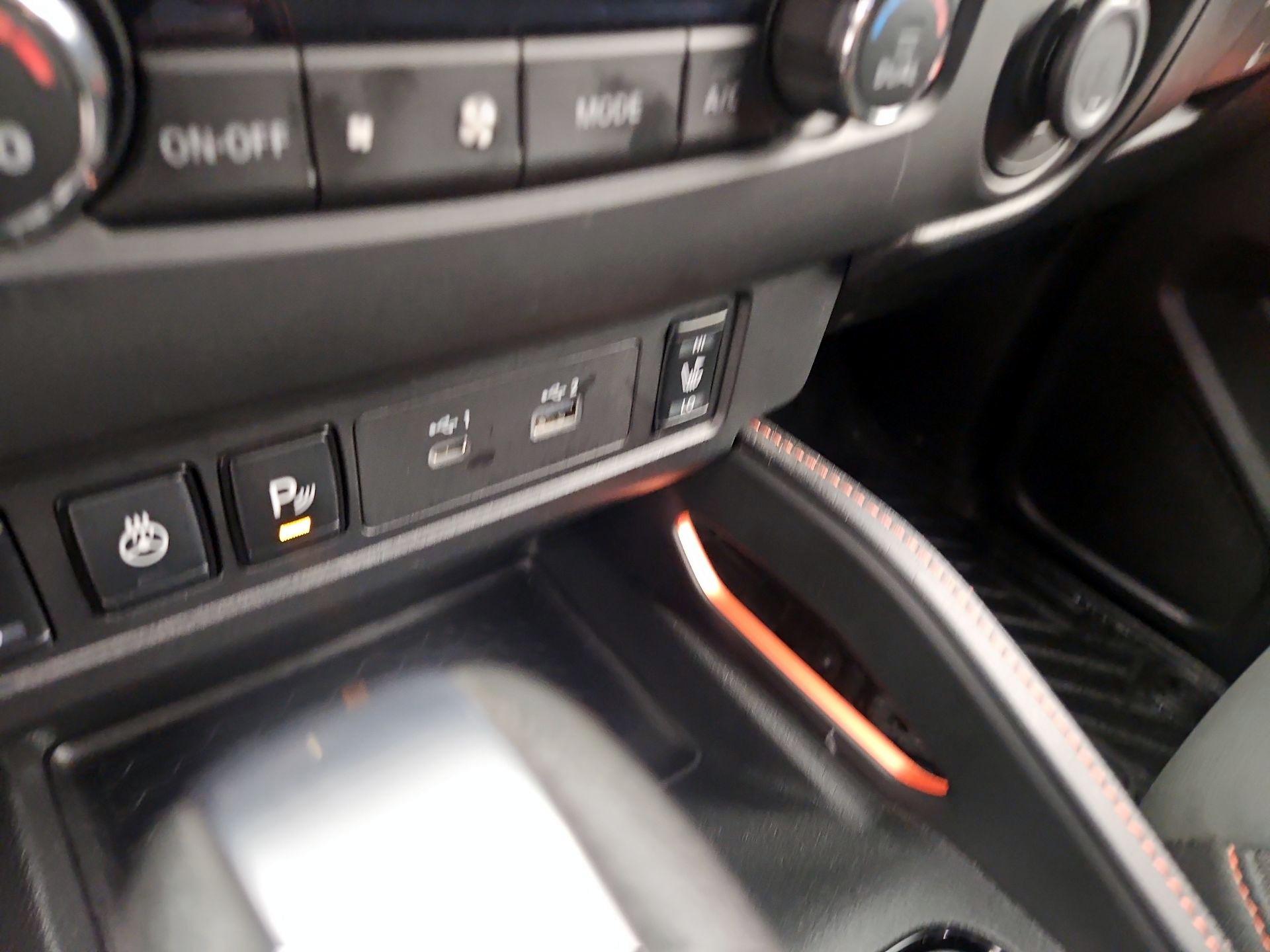 Thumbnail: 2024 Nissan Frontier - 18