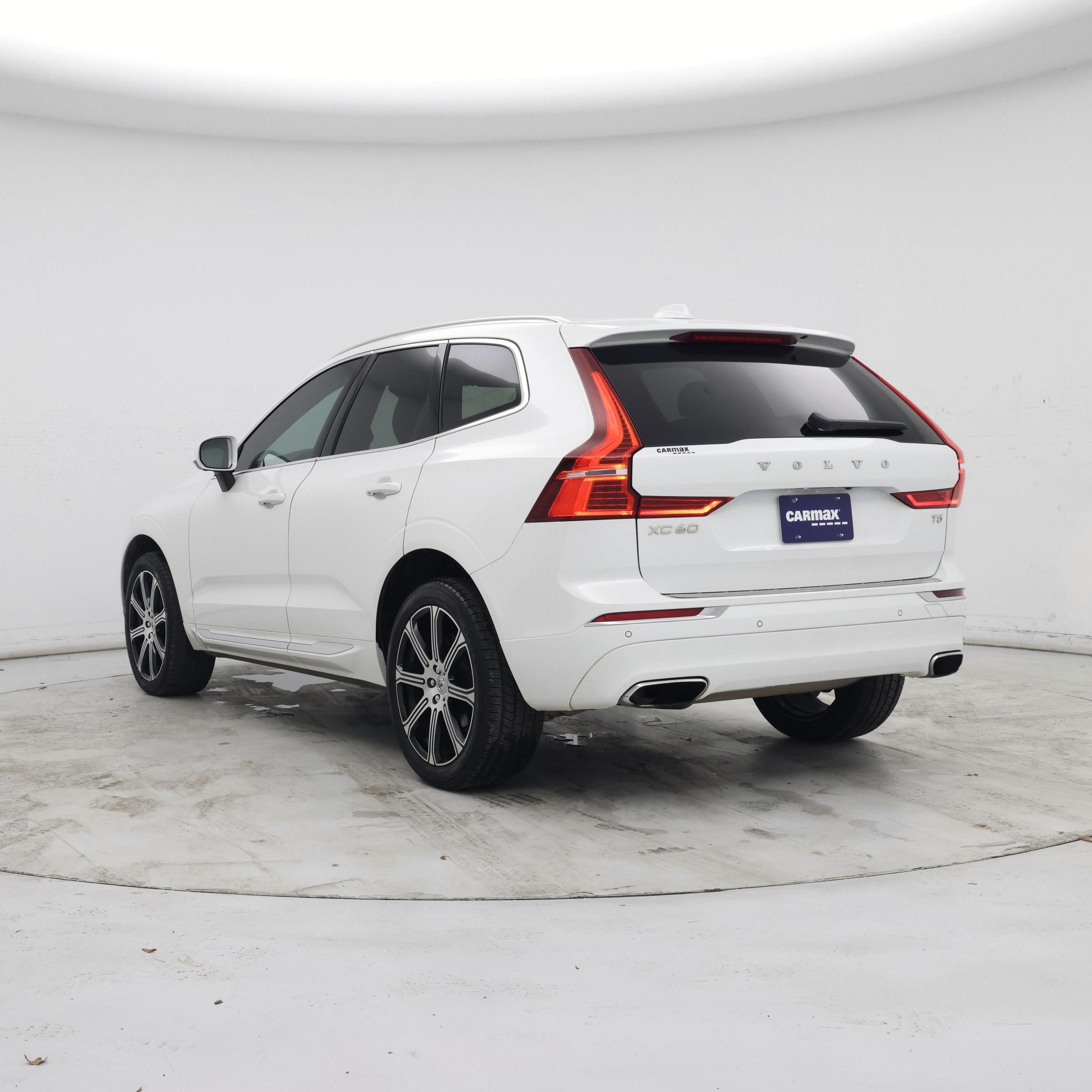 Thumbnail: 2021 Volvo XC60 - 2