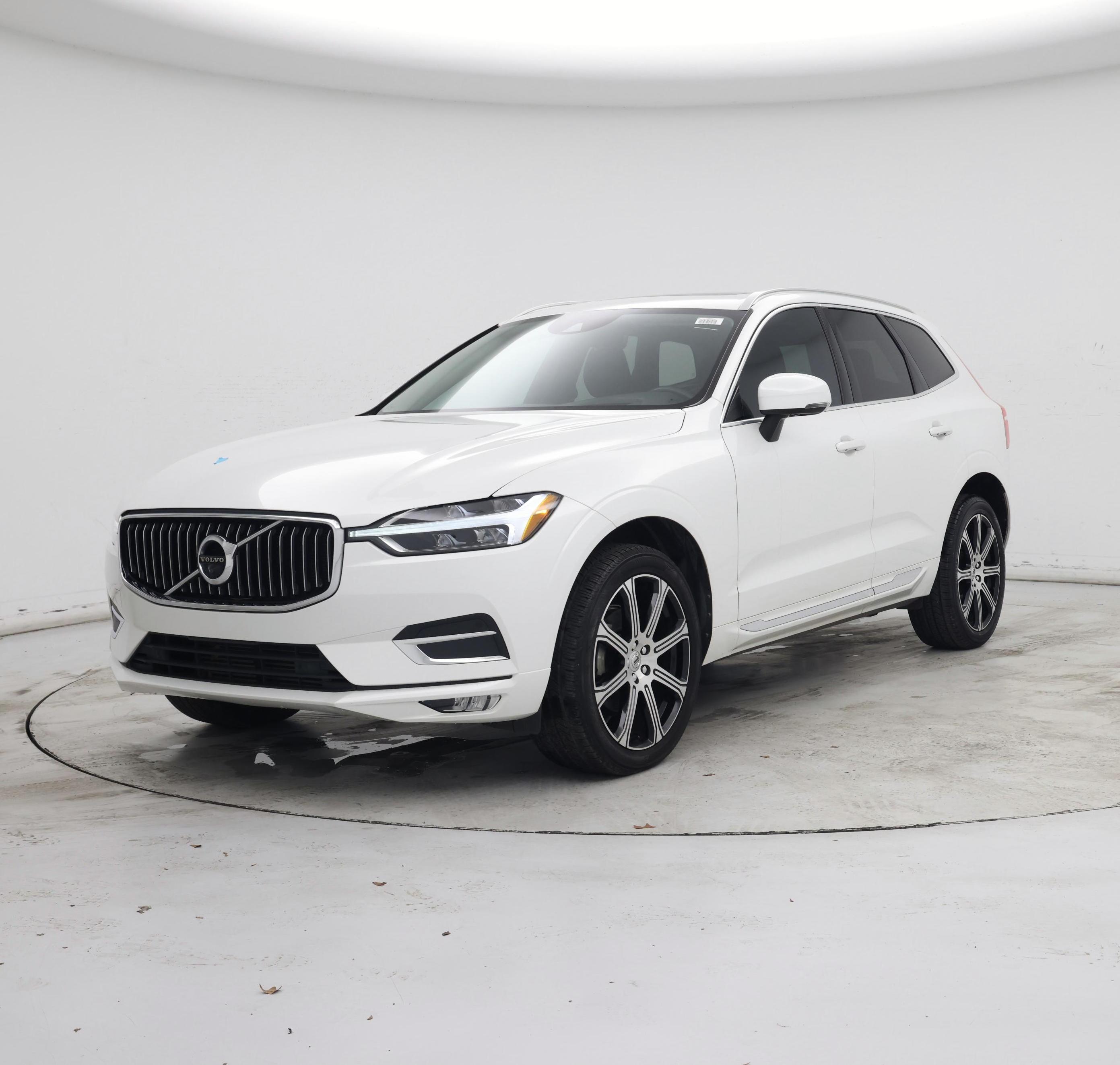 Thumbnail: 2021 Volvo XC60 - 4