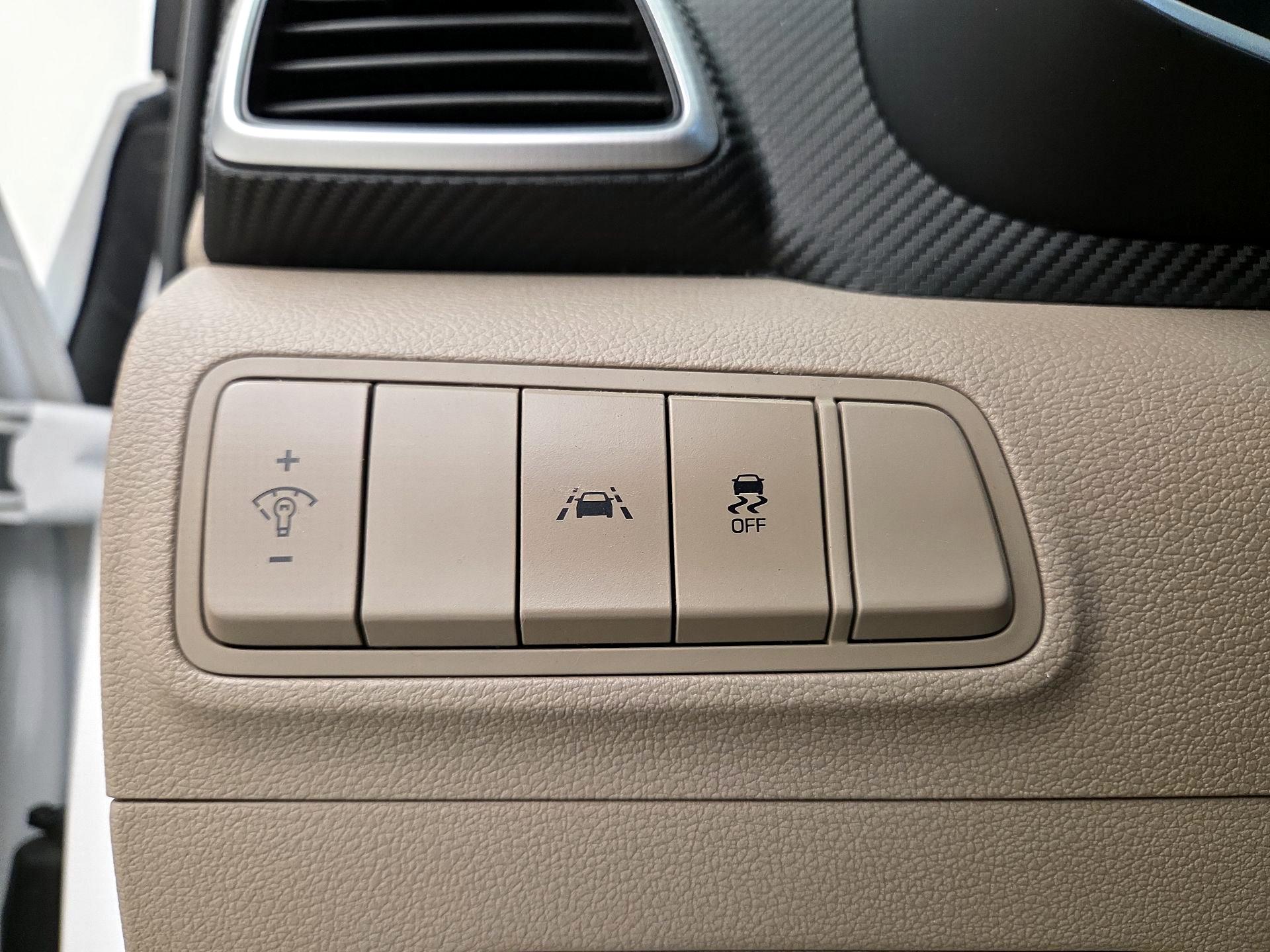 Thumbnail: 2021 Hyundai Tucson - 13