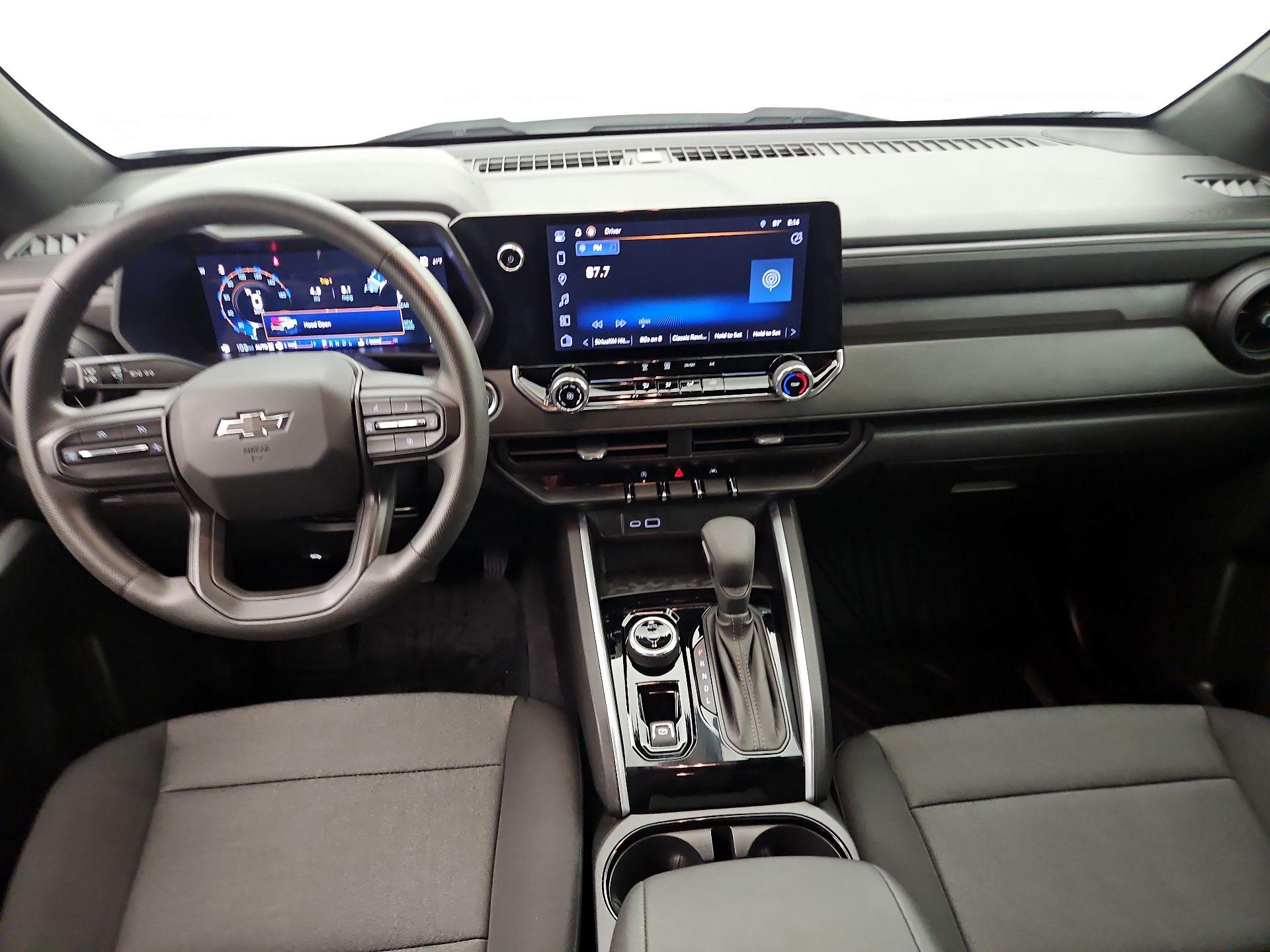 Thumbnail: 2024 Chevrolet Colorado - 9