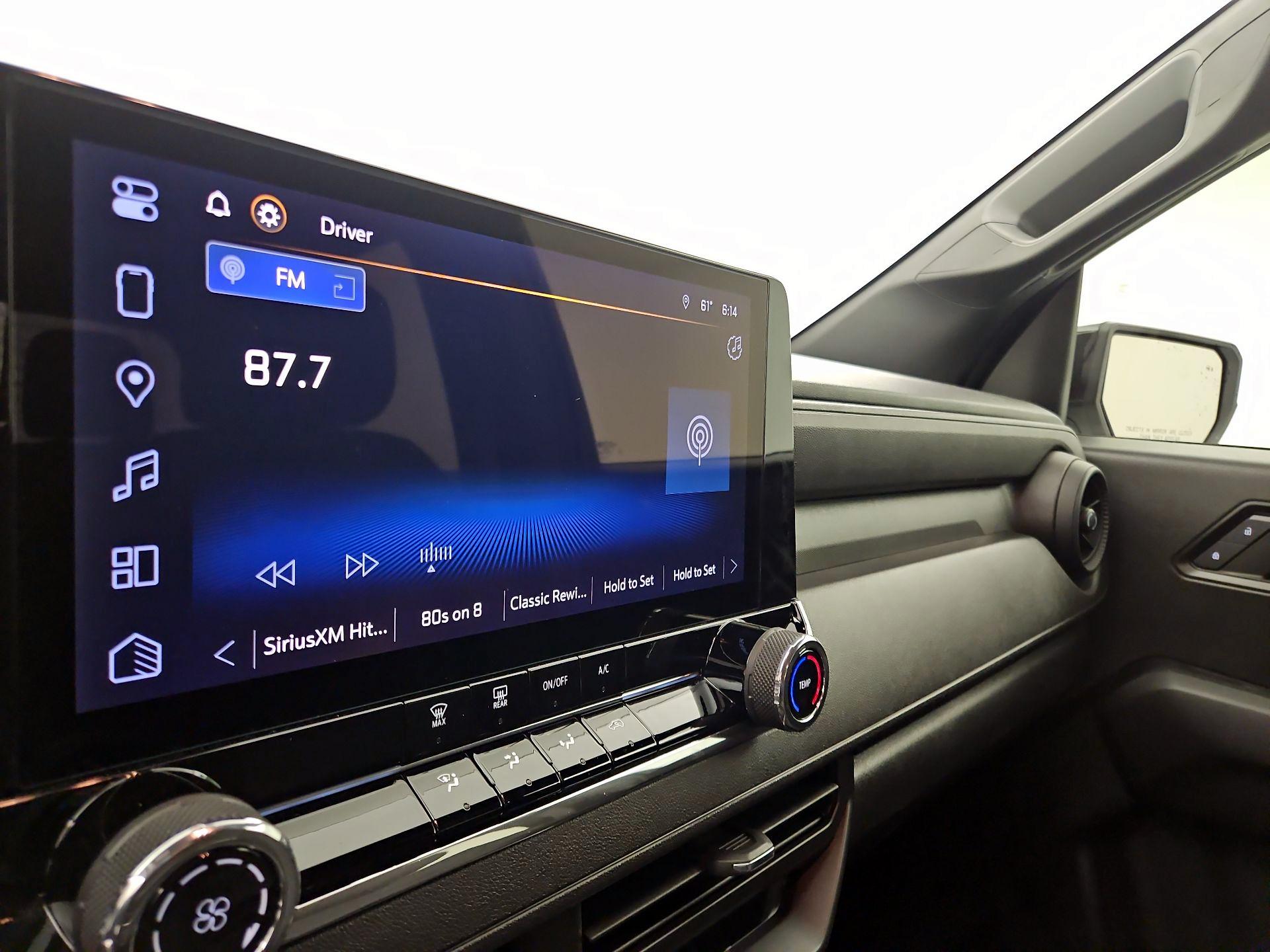 Thumbnail: 2024 Chevrolet Colorado - 14