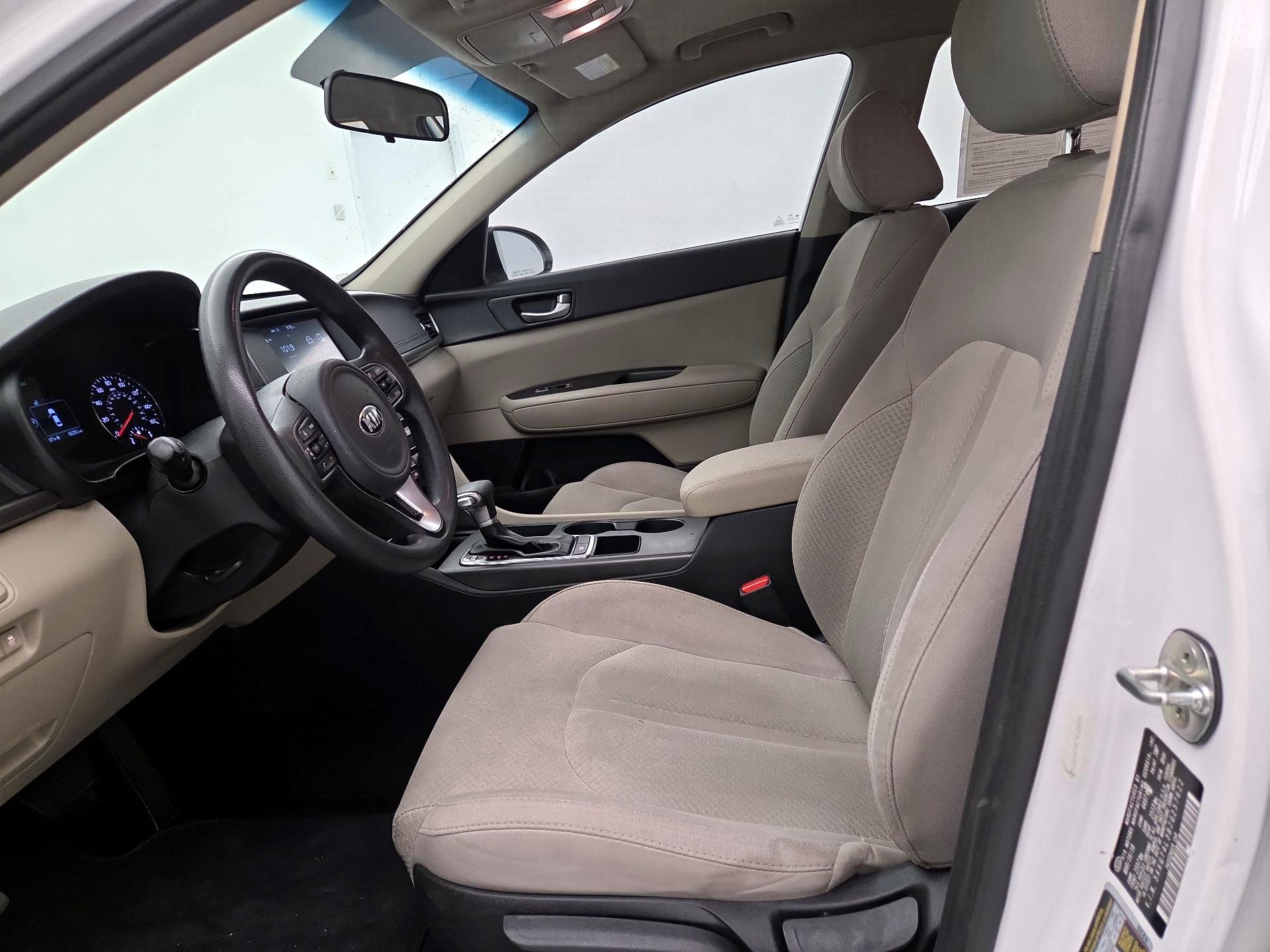 Thumbnail: 2018 Kia Optima - 11