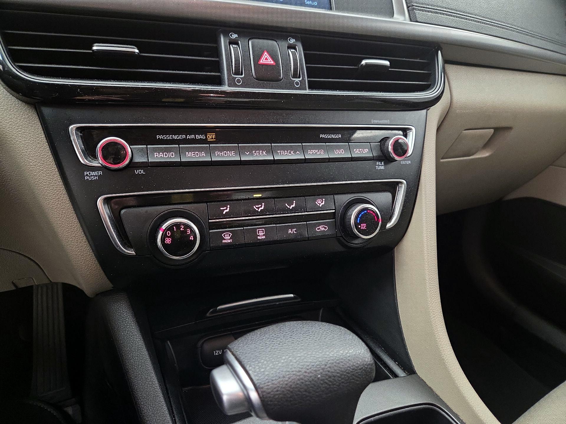 Thumbnail: 2018 Kia Optima - 16