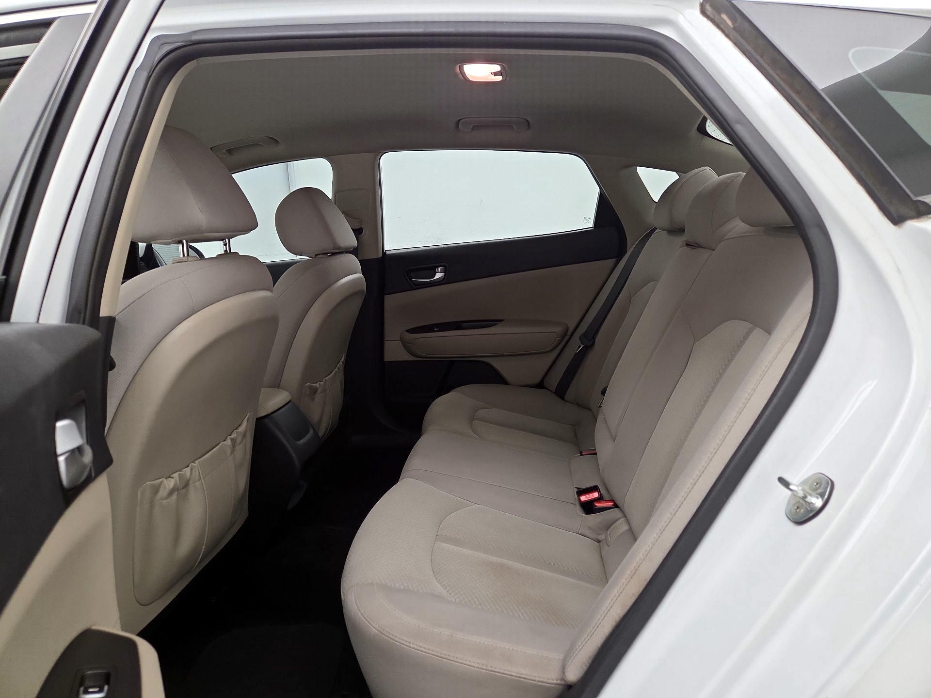 Thumbnail: 2018 Kia Optima - 19