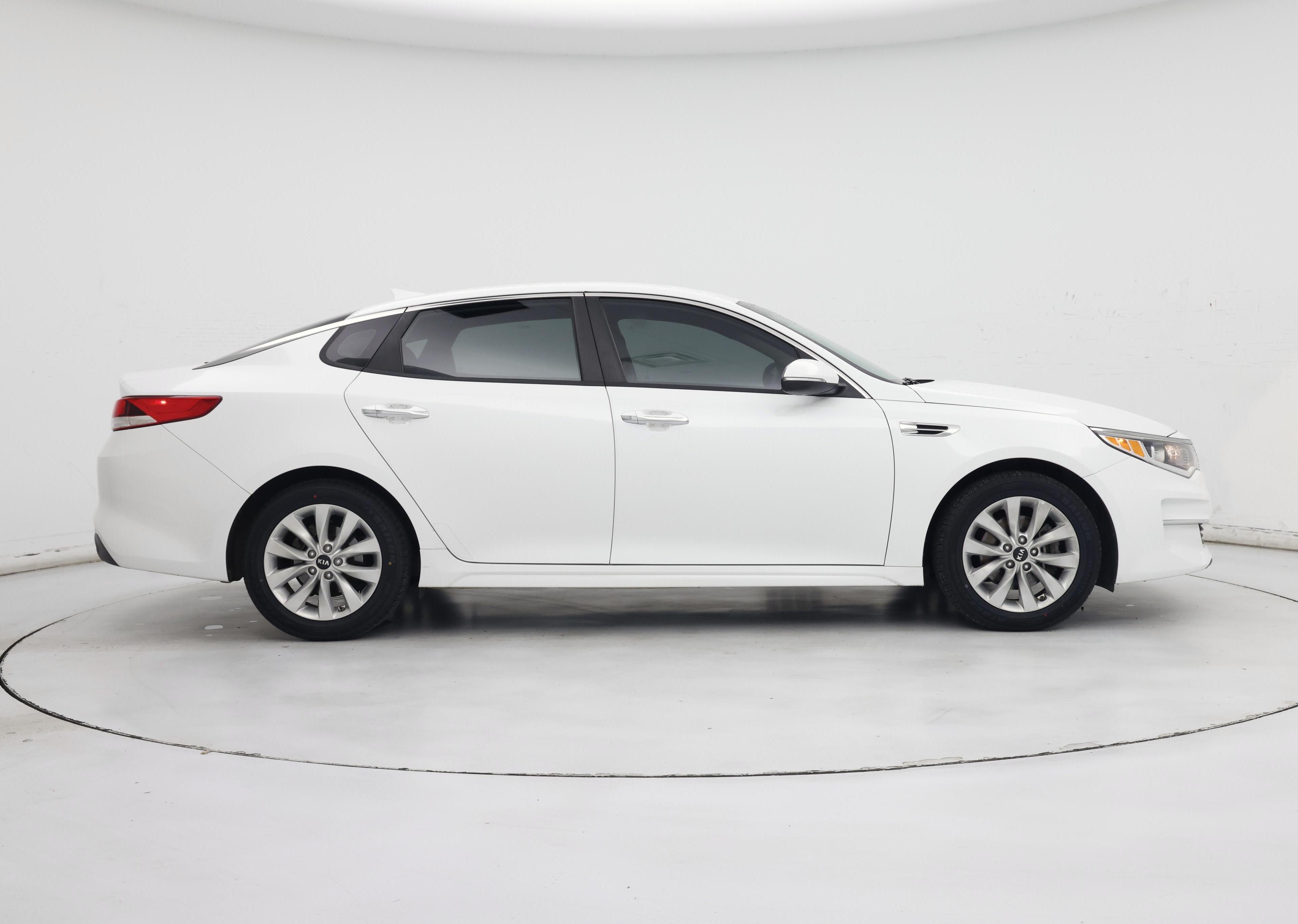 Thumbnail: 2018 Kia Optima - 7