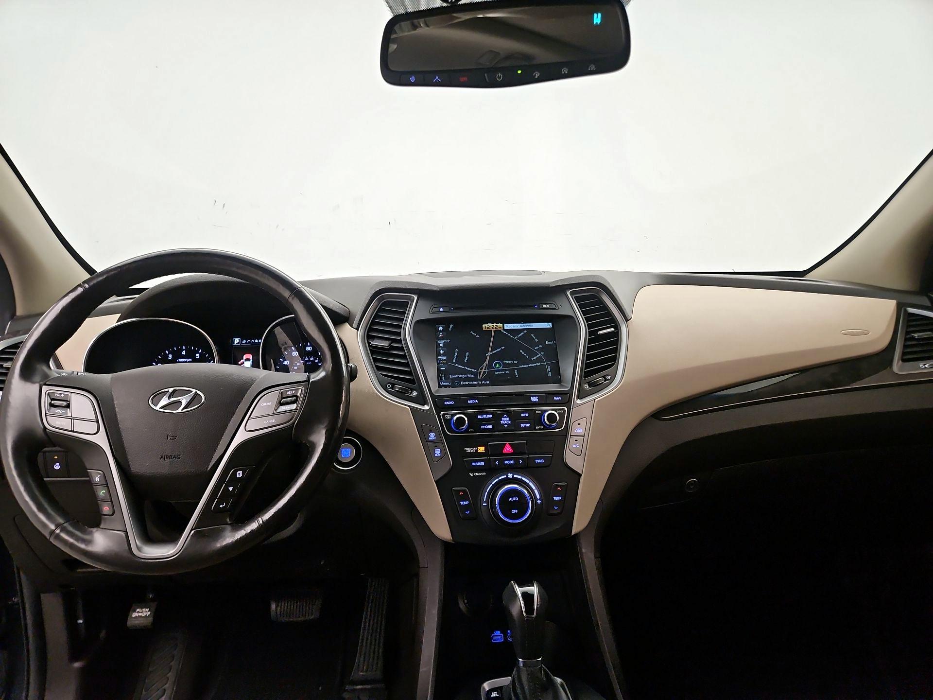 Thumbnail: 2017 Hyundai Santa Fe - 9