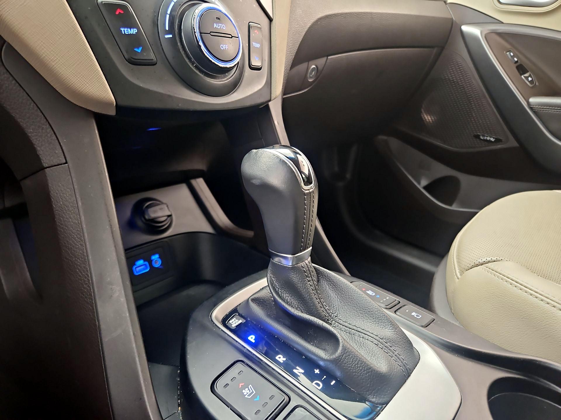 Thumbnail: 2017 Hyundai Santa Fe - 18