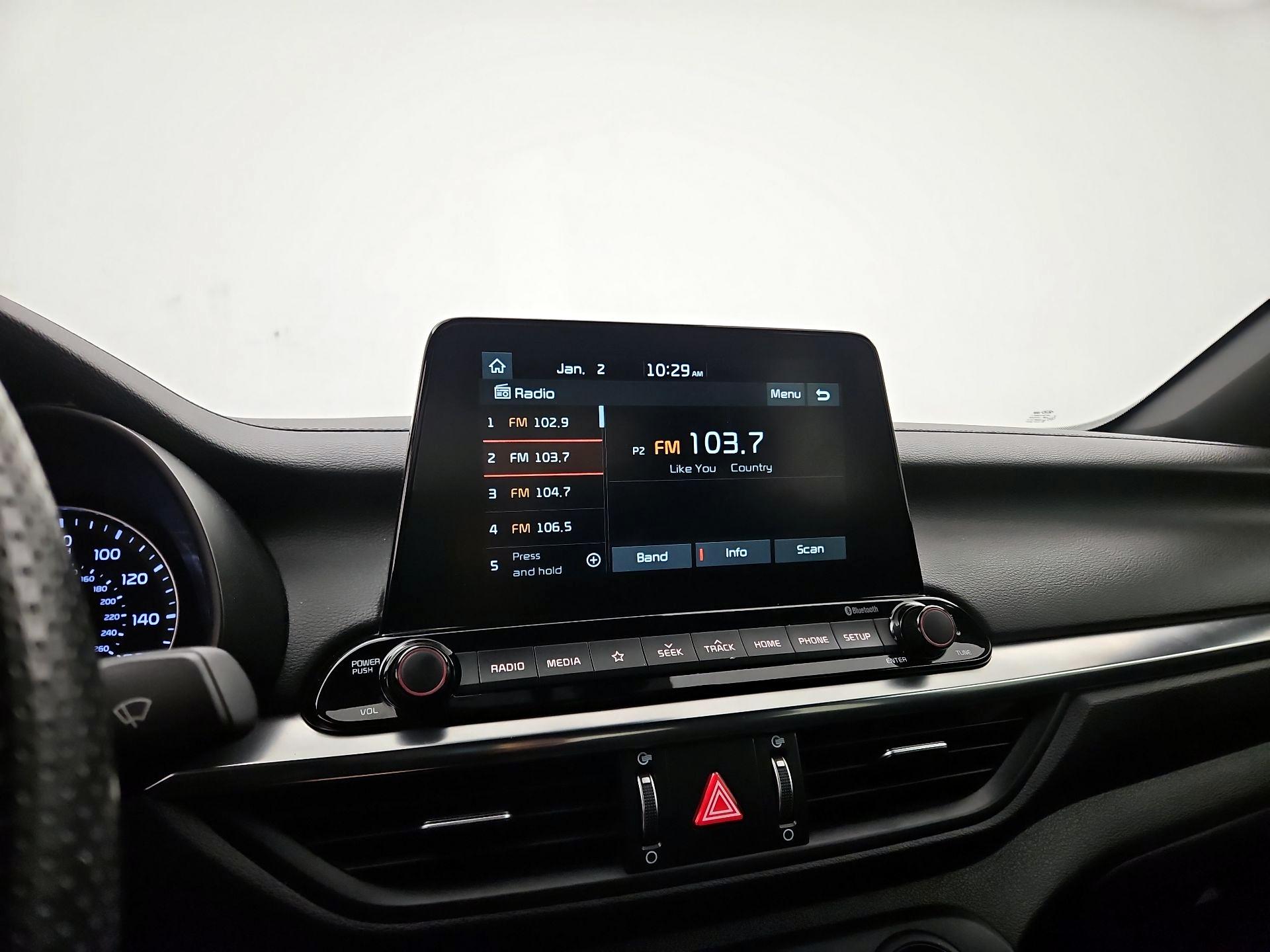 Thumbnail: 2021 Kia Forte - 15