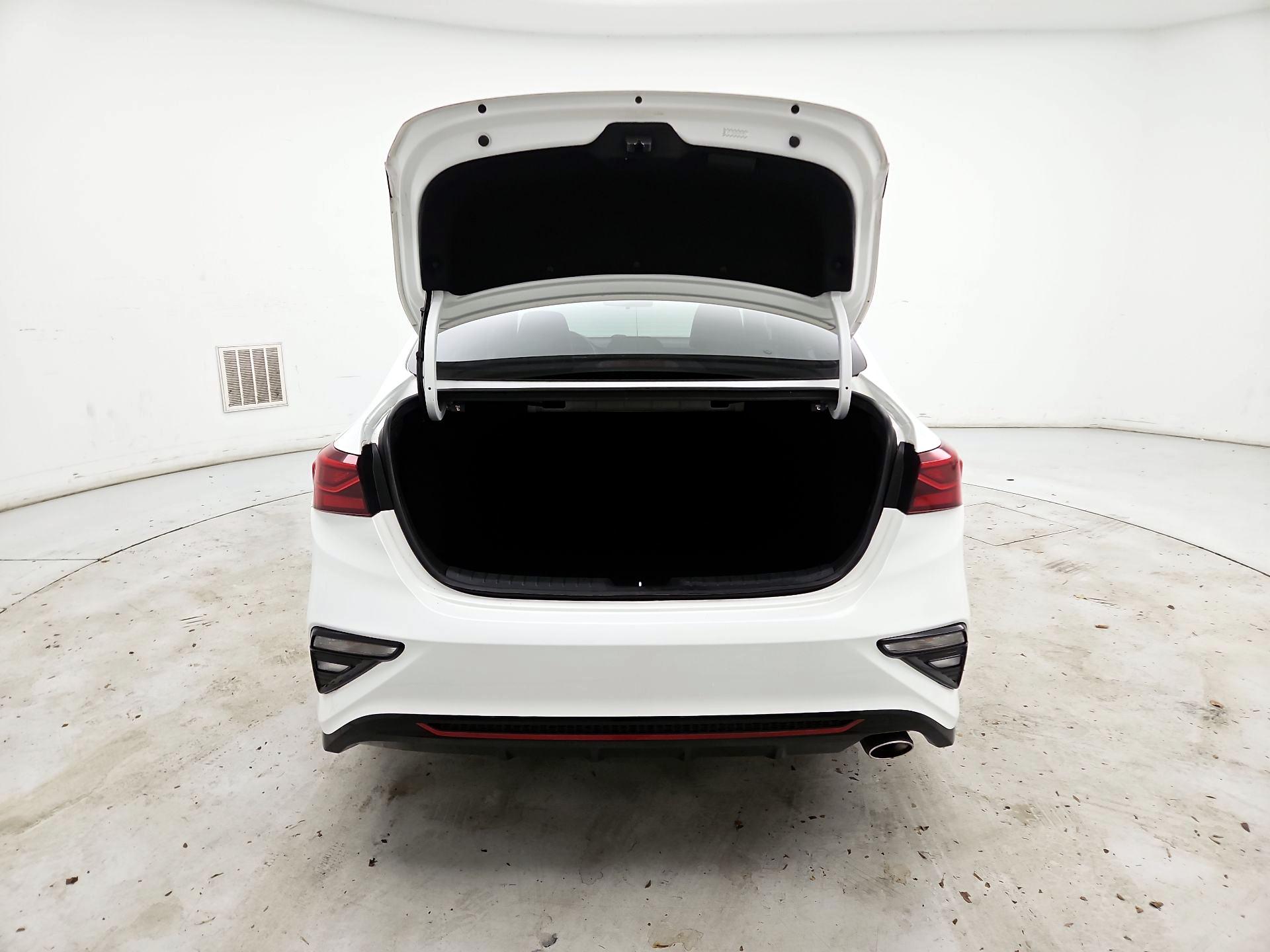 Thumbnail: 2021 Kia Forte - 20