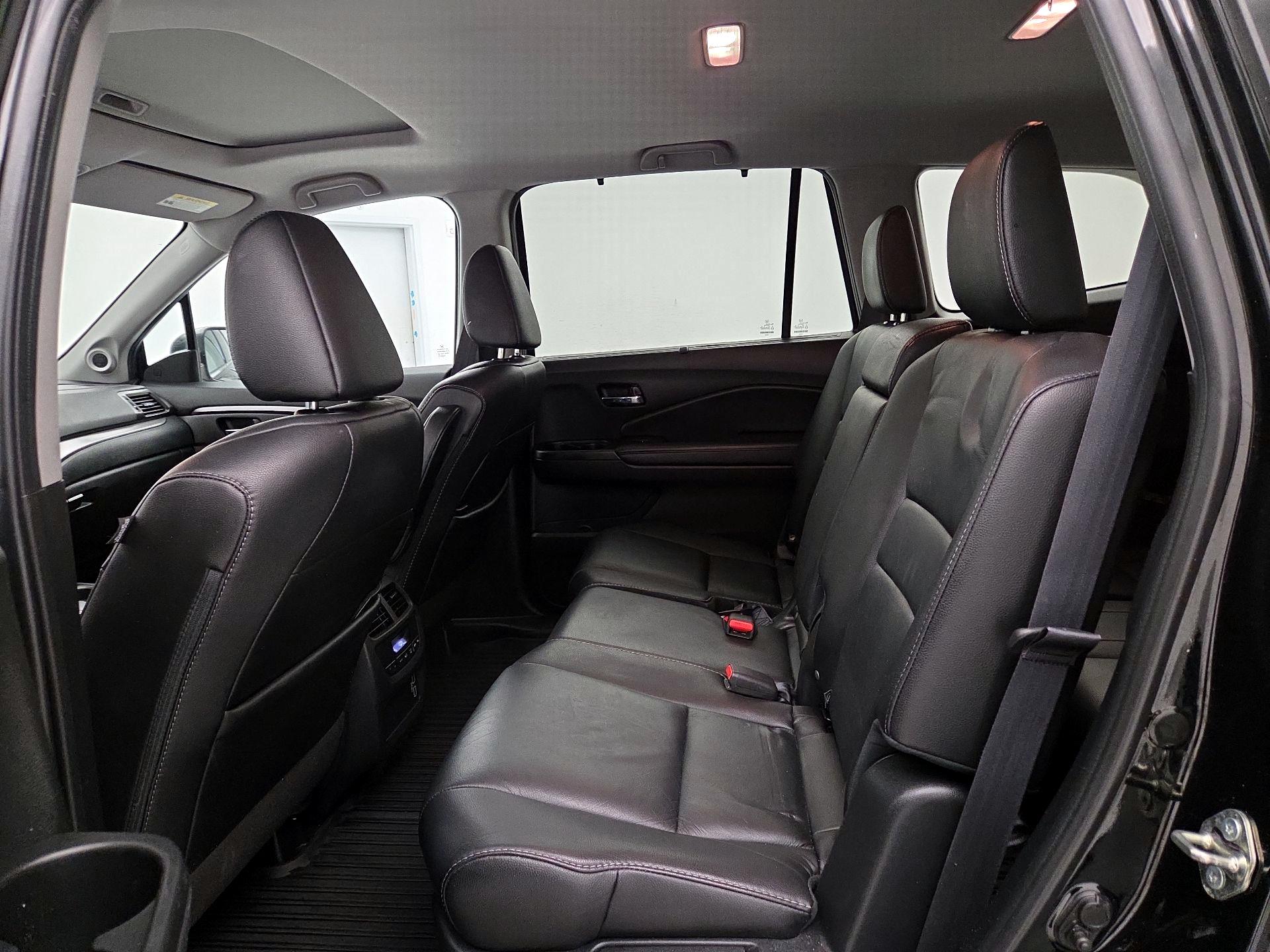 Thumbnail: 2020 Honda Pilot - 20