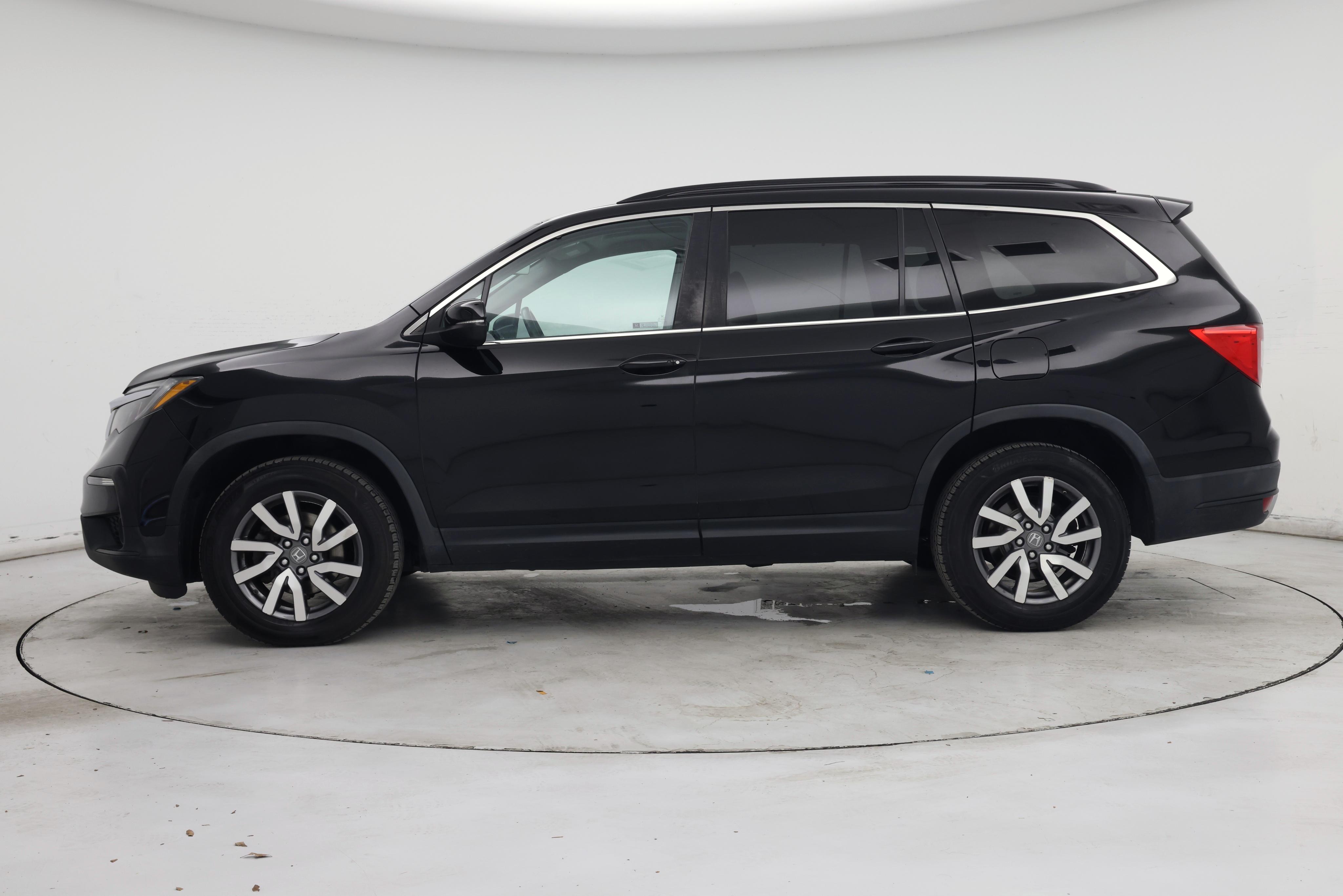 Thumbnail: 2020 Honda Pilot - 3