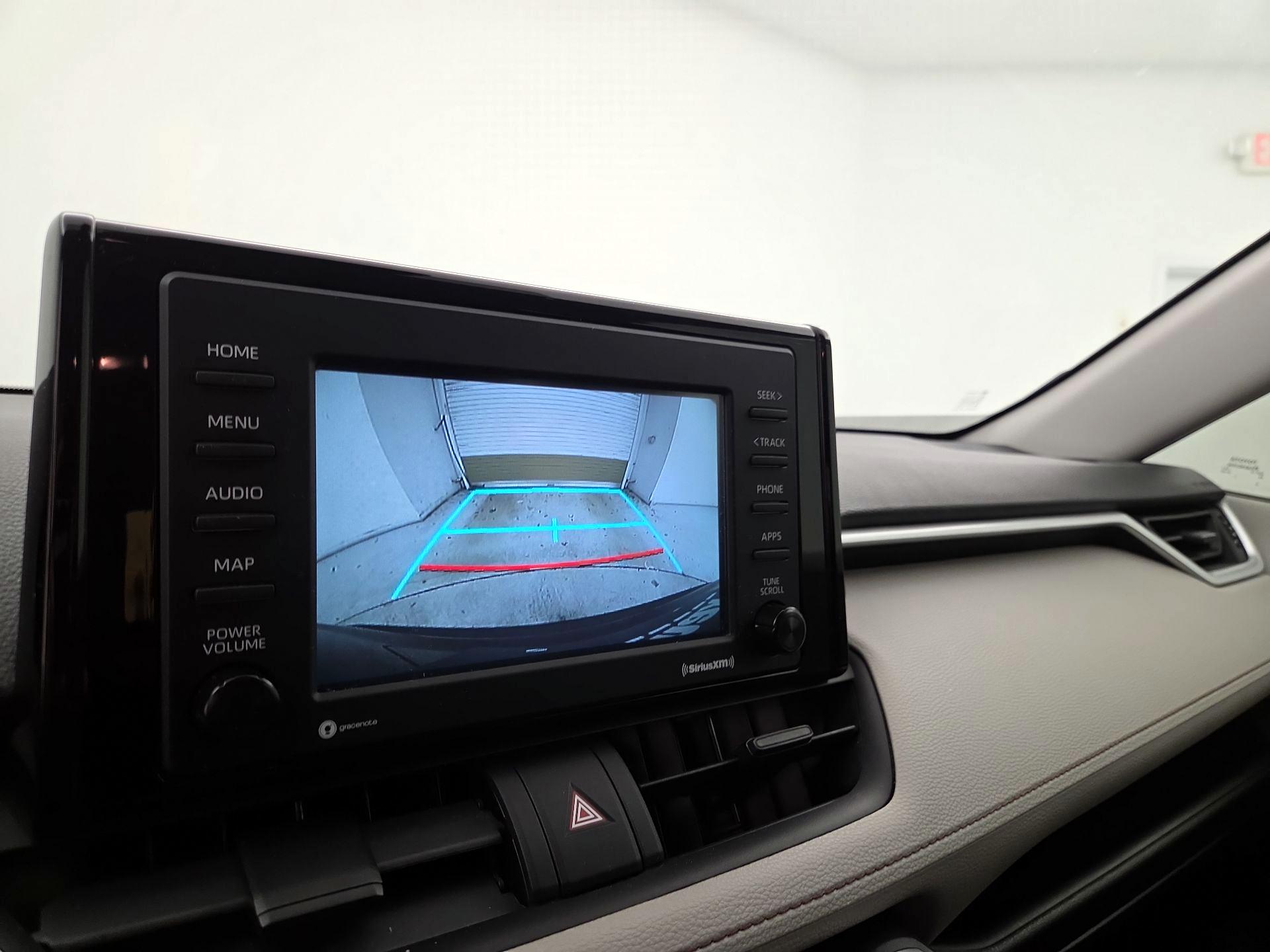 Thumbnail: 2020 Toyota RAV4 - 14