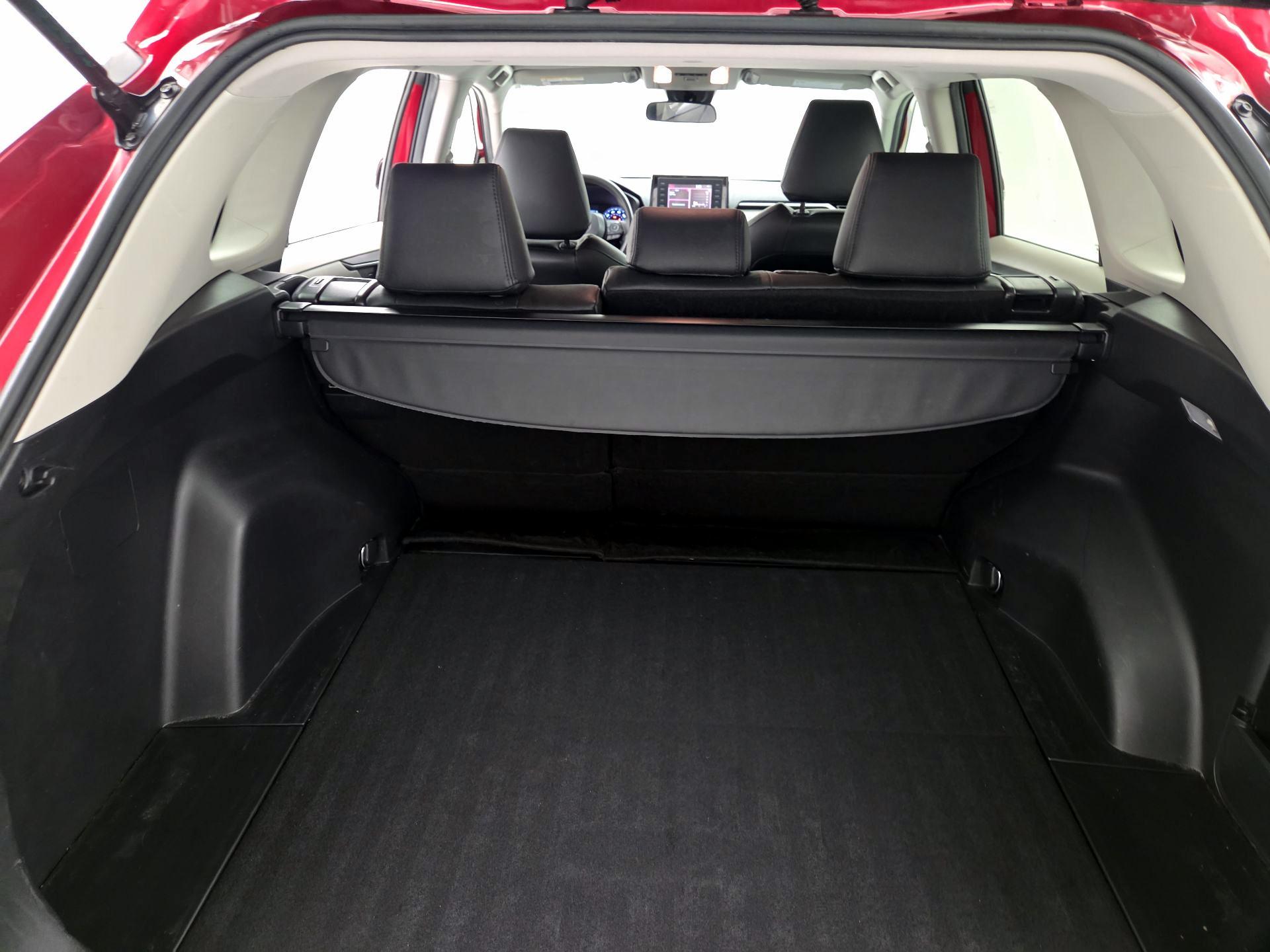 Thumbnail: 2020 Toyota RAV4 - 20