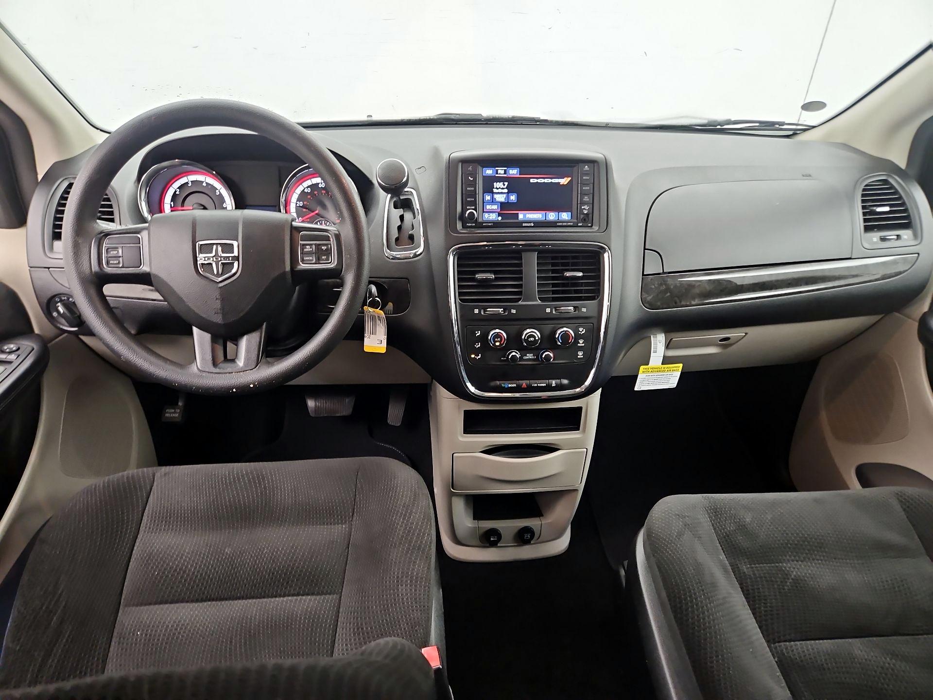 Thumbnail: 2019 Dodge Grand Caravan - 9