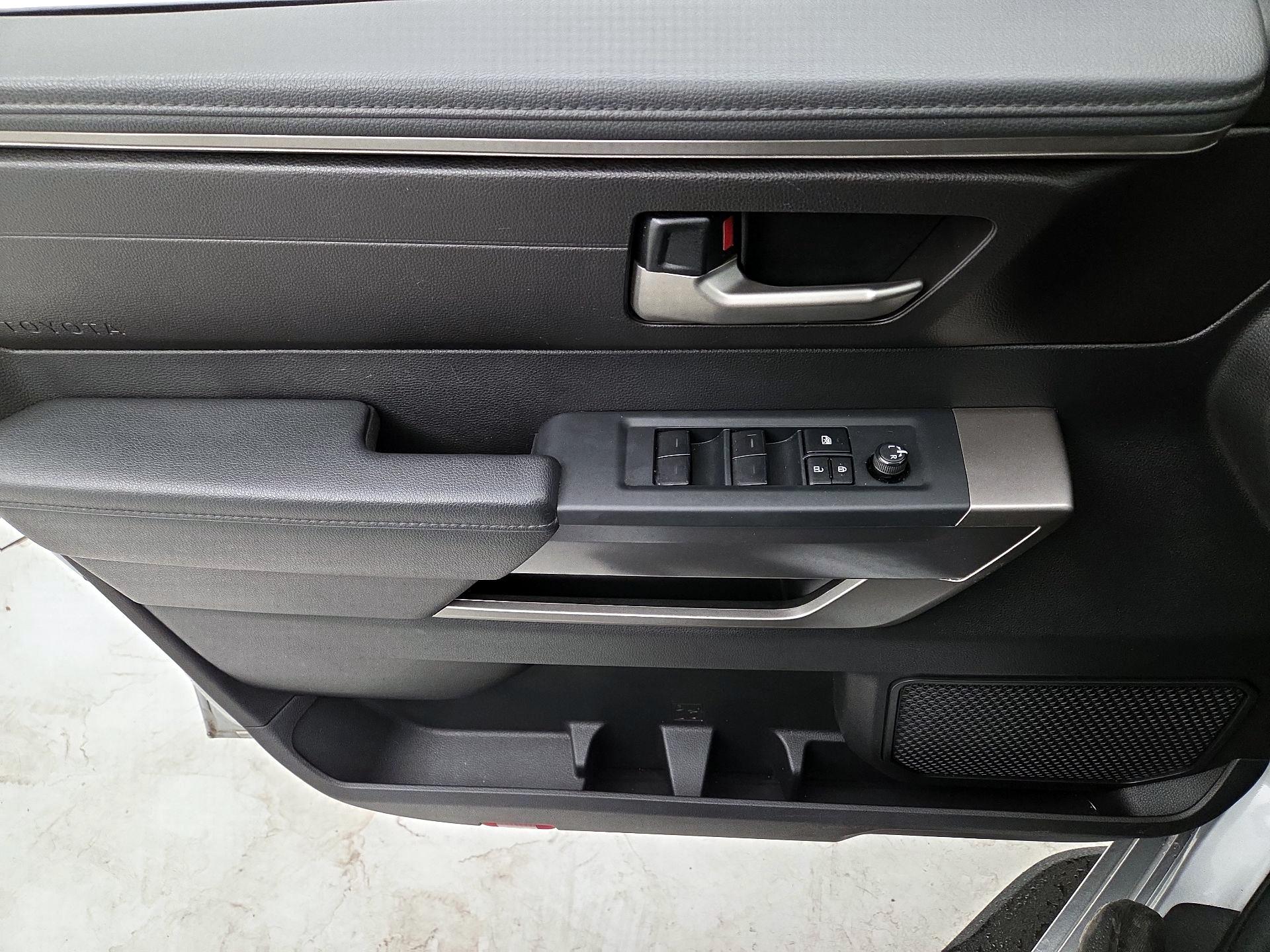 Thumbnail: 2022 Toyota Tundra - 12