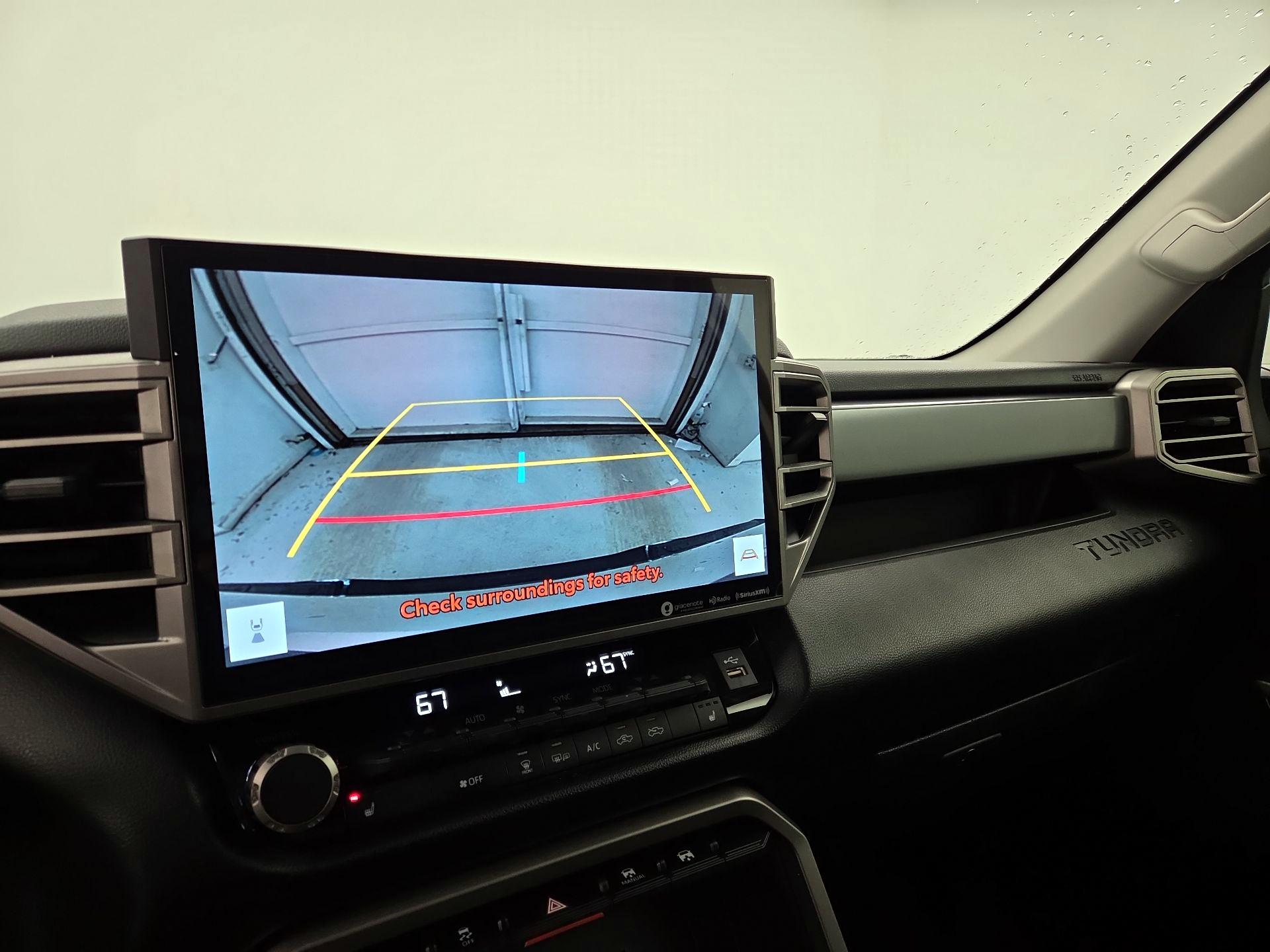 Thumbnail: 2022 Toyota Tundra - 14