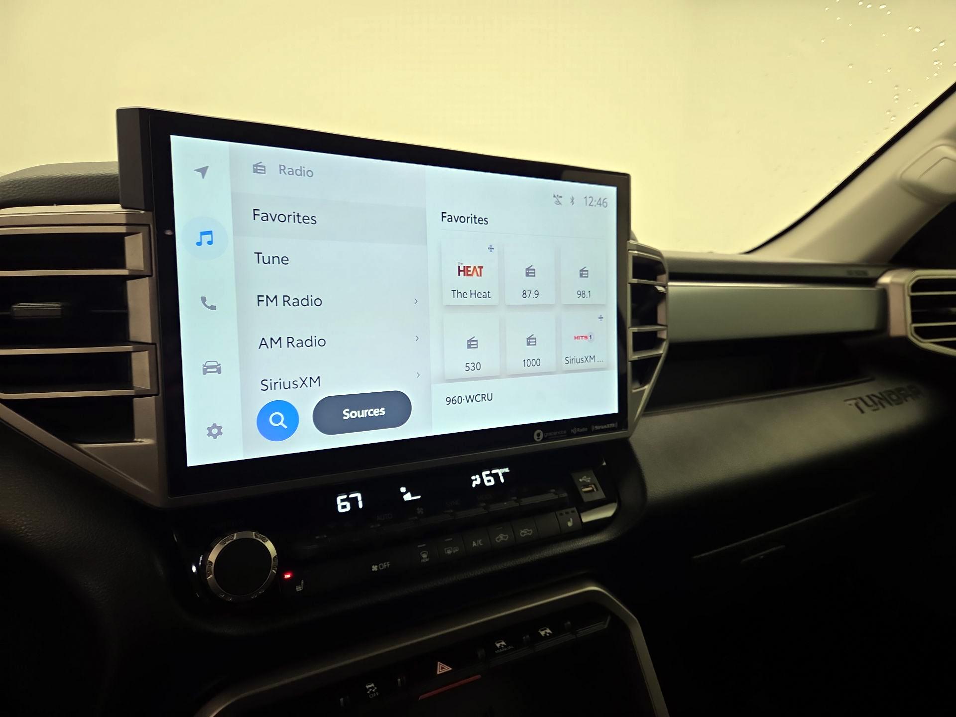 Thumbnail: 2022 Toyota Tundra - 15