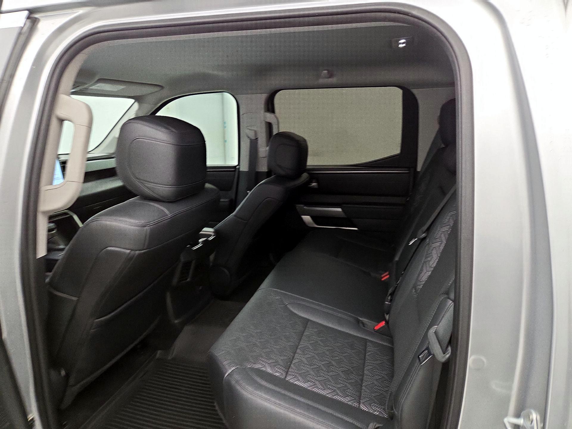 Thumbnail: 2022 Toyota Tundra - 19