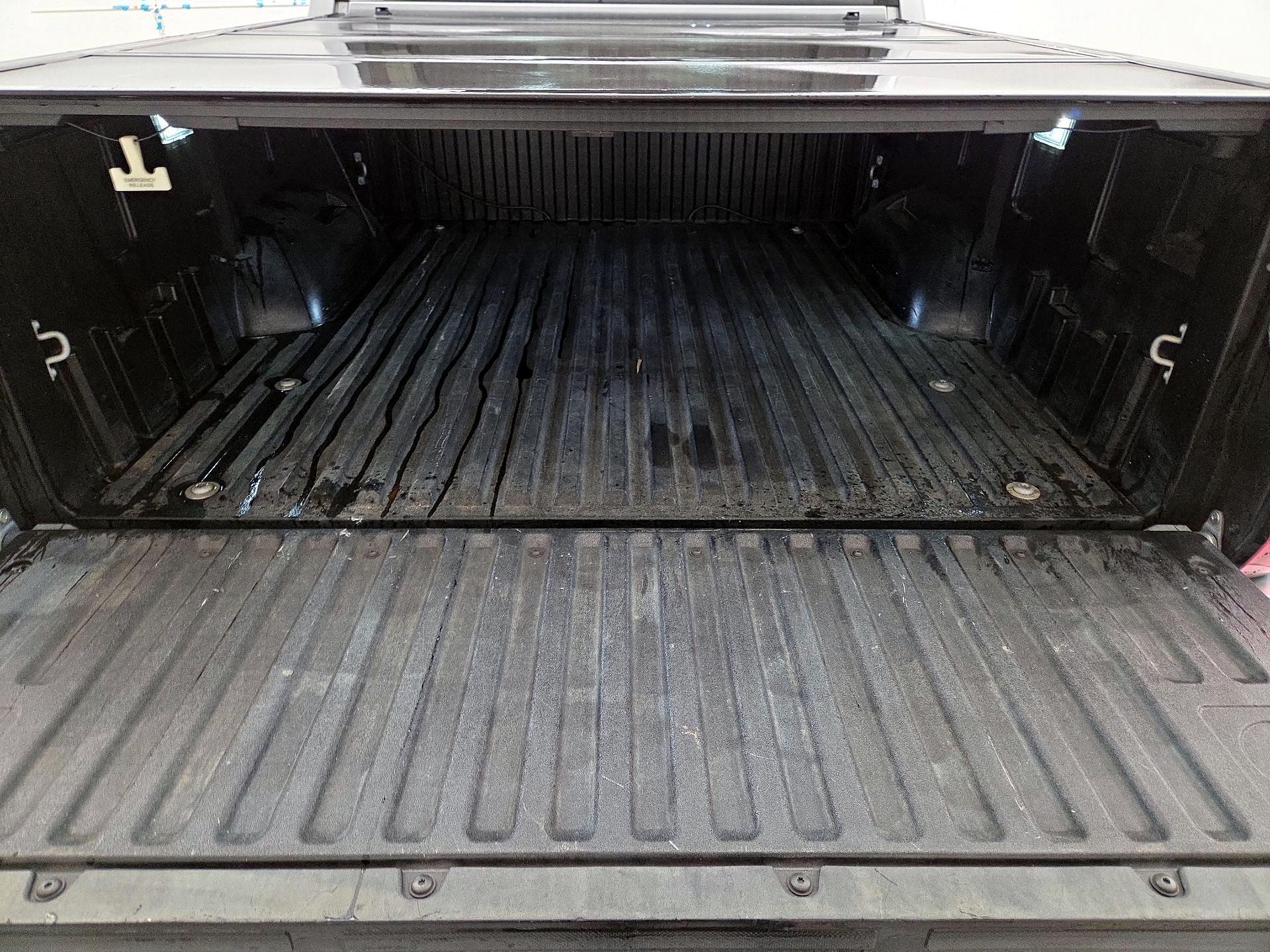 Thumbnail: 2022 Toyota Tundra - 20