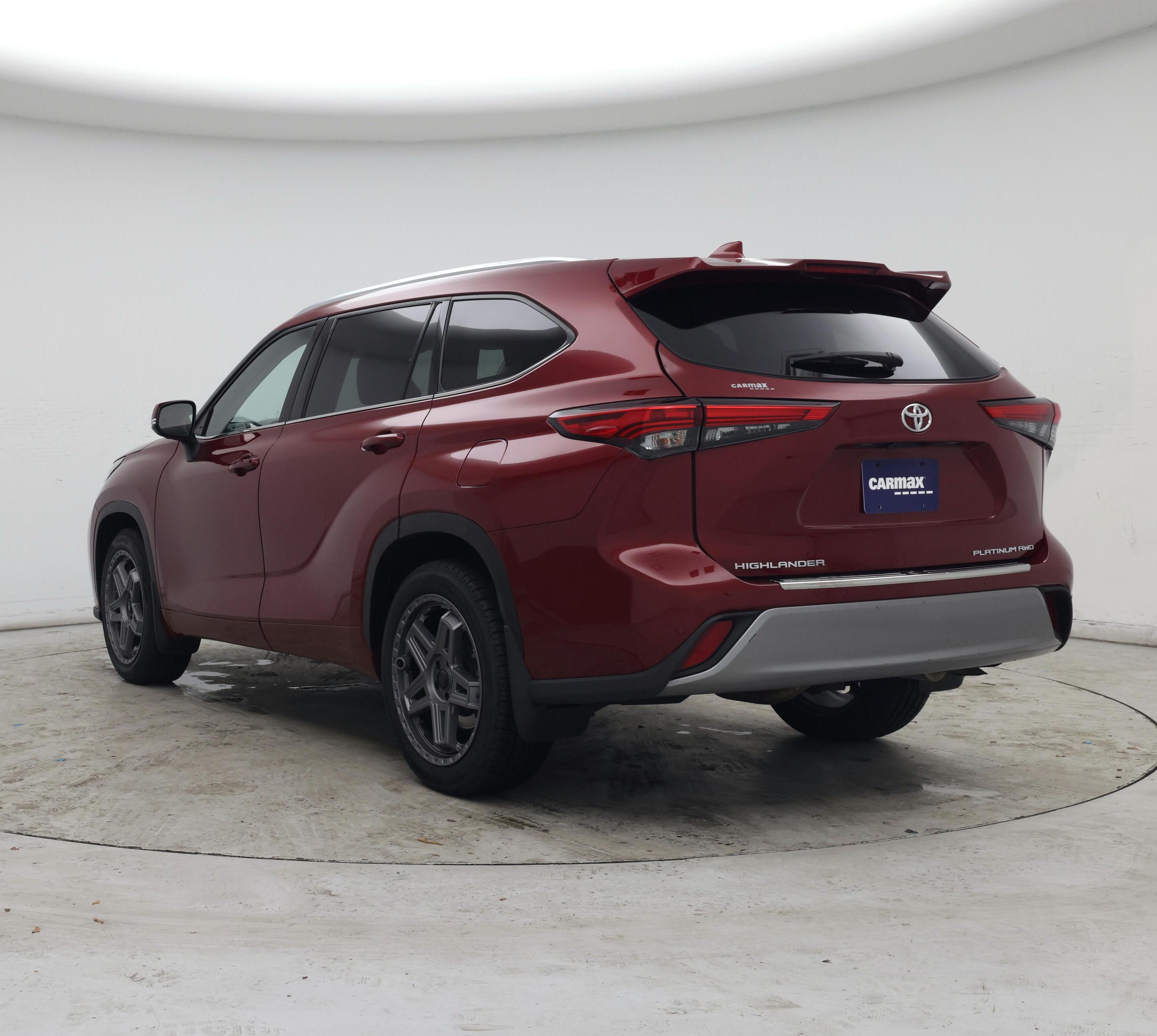 Thumbnail: 2022 Toyota Highlander - 2